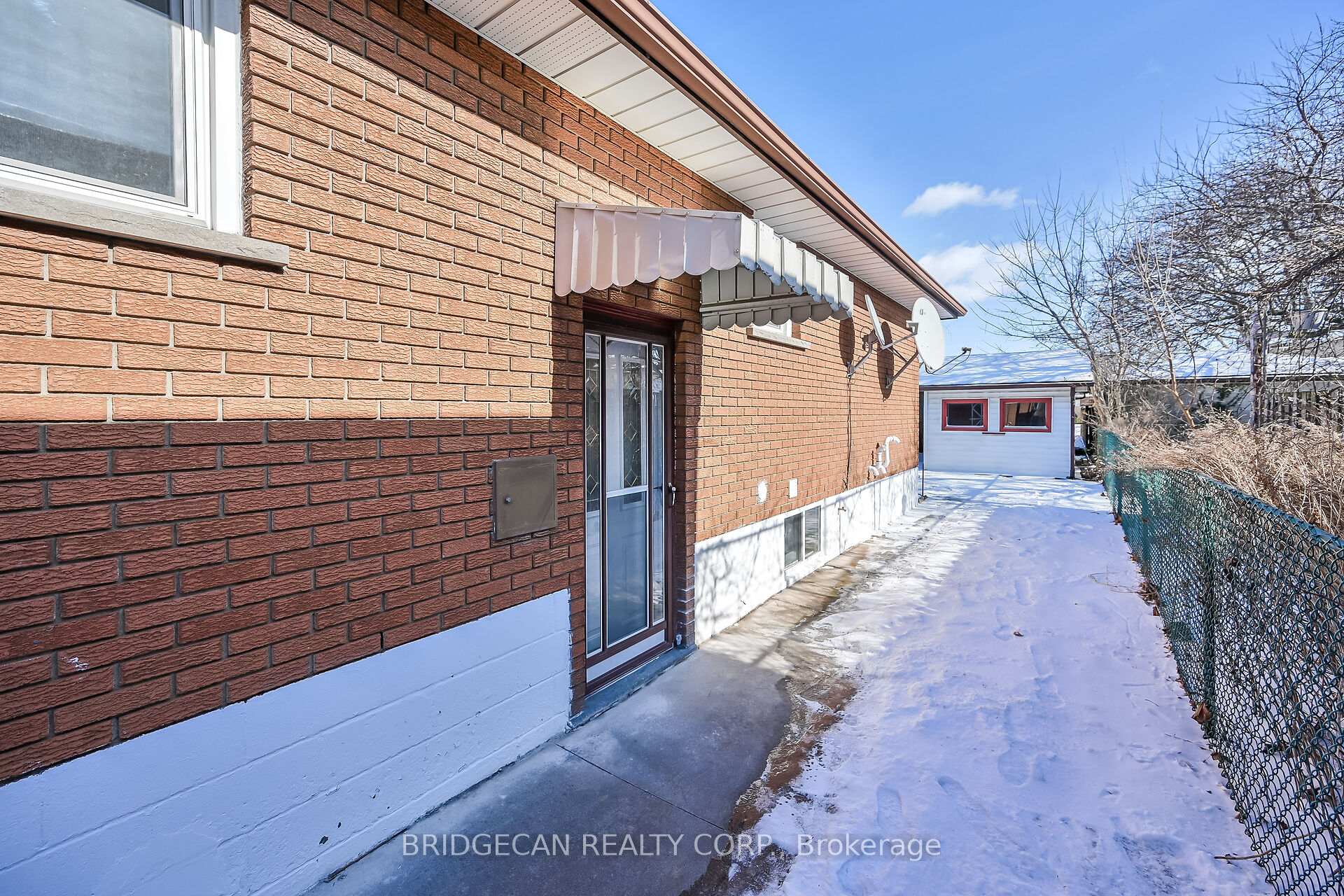 Photo 40 of 180 Oakland Drive, Hamilton, Kentley — HOMEH