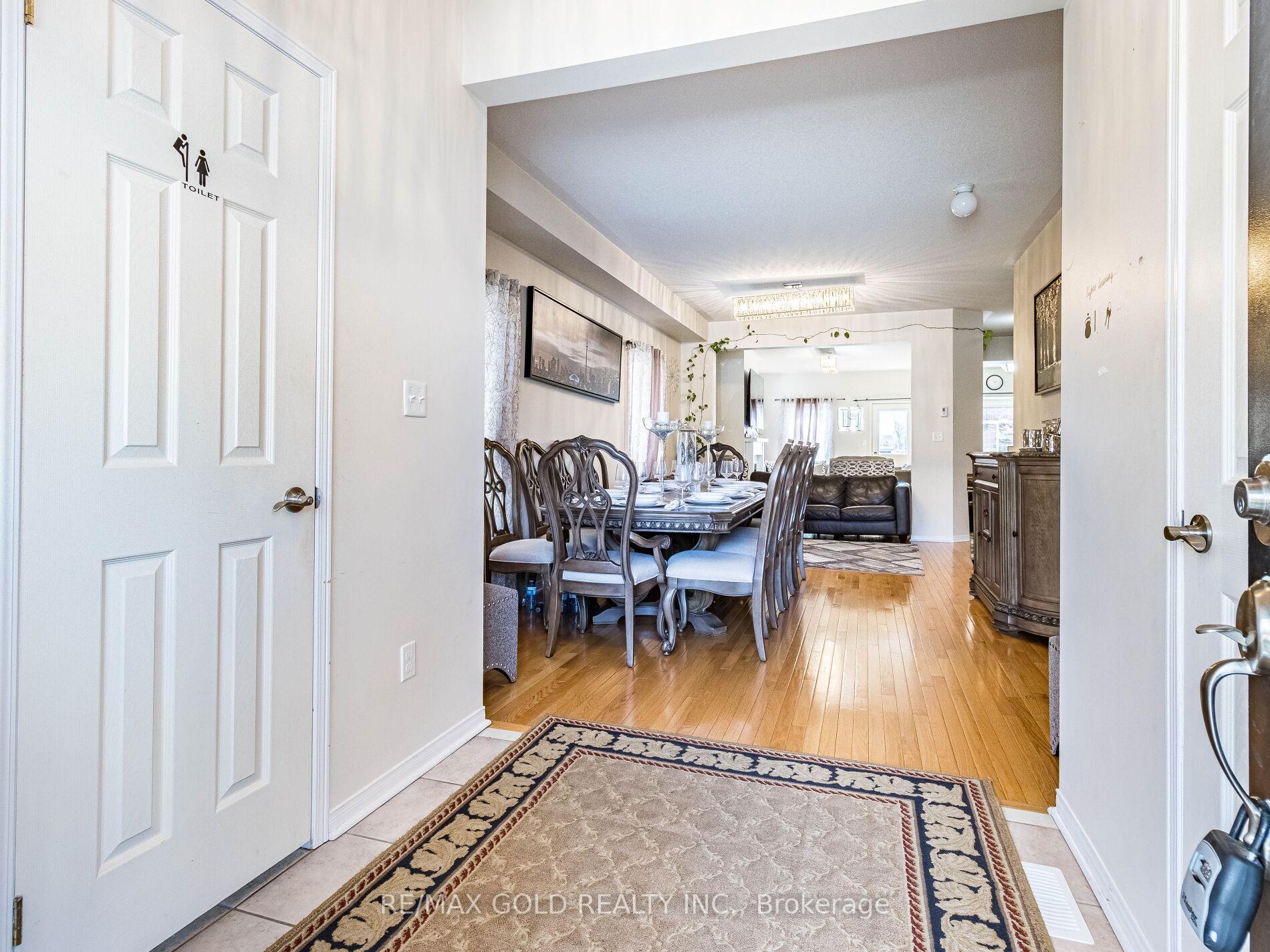 Photo 6 of 221 Valleyway Drive, Brampton, Credit Valley — HOMEH