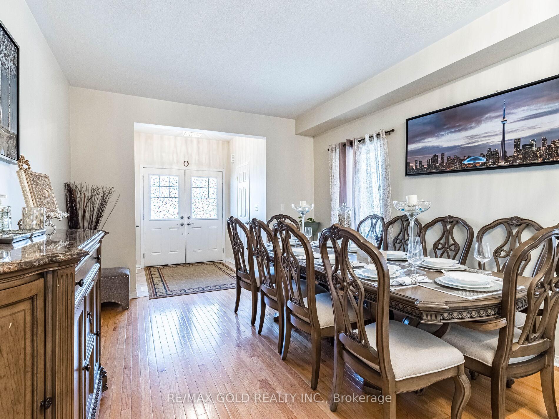 Photo 11 of 221 Valleyway Drive, Brampton, Credit Valley — HOMEH