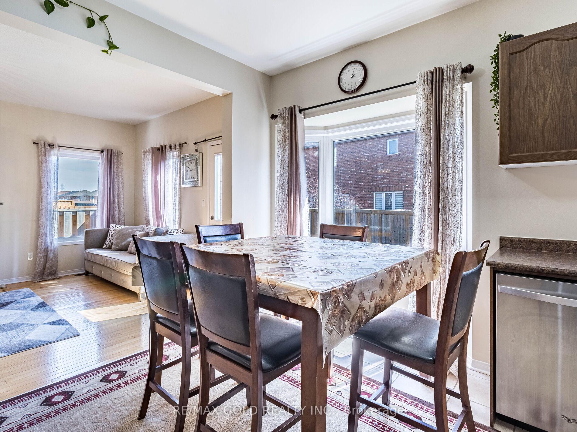 Photo 22 of 221 Valleyway Drive, Brampton, Credit Valley — HOMEH