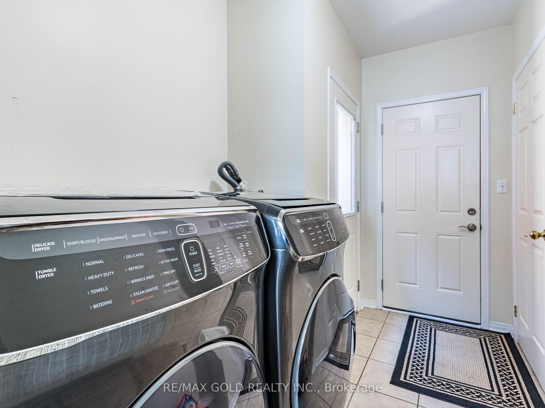 Photo 24 of 221 Valleyway Drive, Brampton, Credit Valley — HOMEH