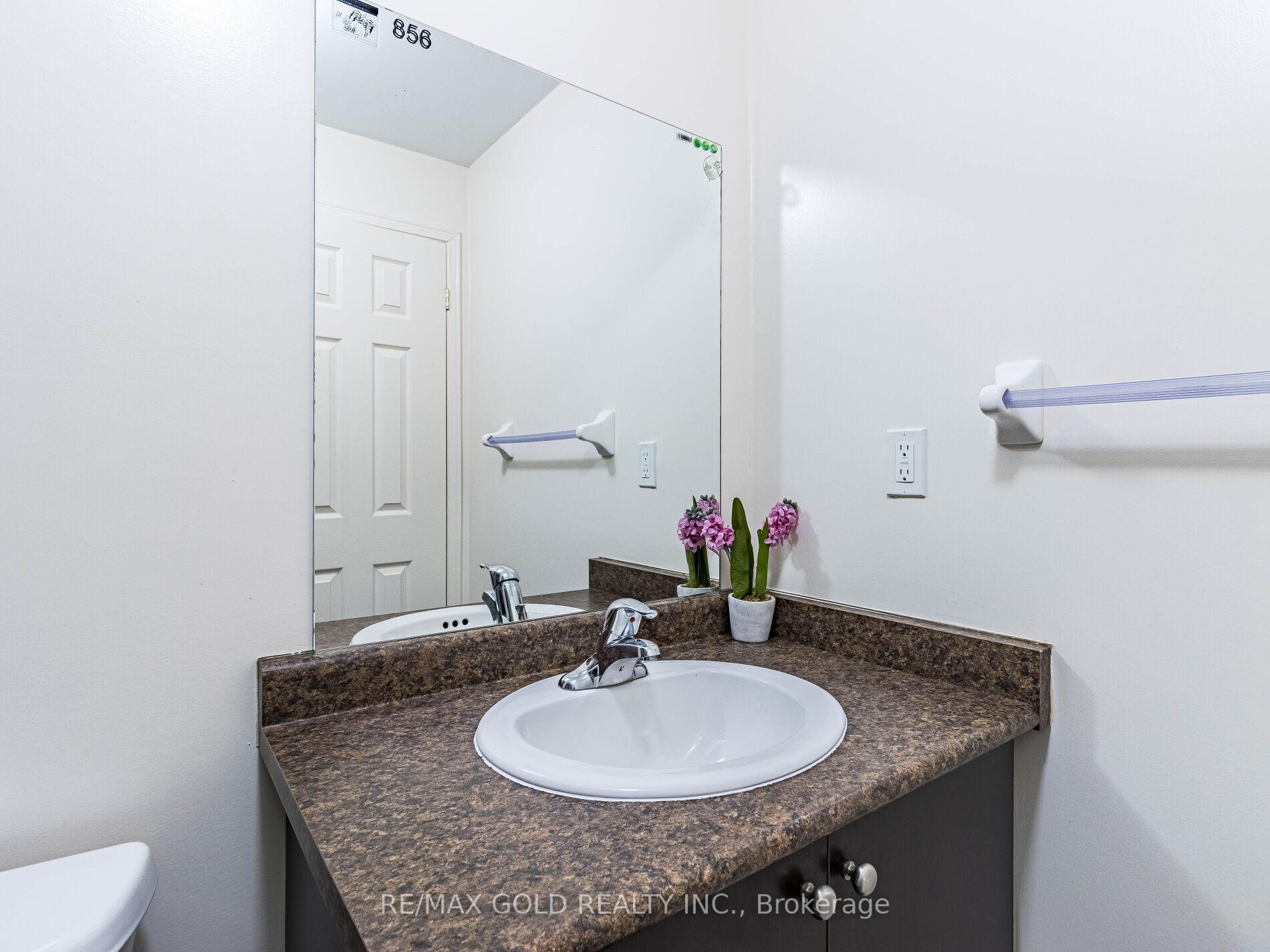 Photo 48 of 221 Valleyway Drive, Brampton, Credit Valley — HOMEH