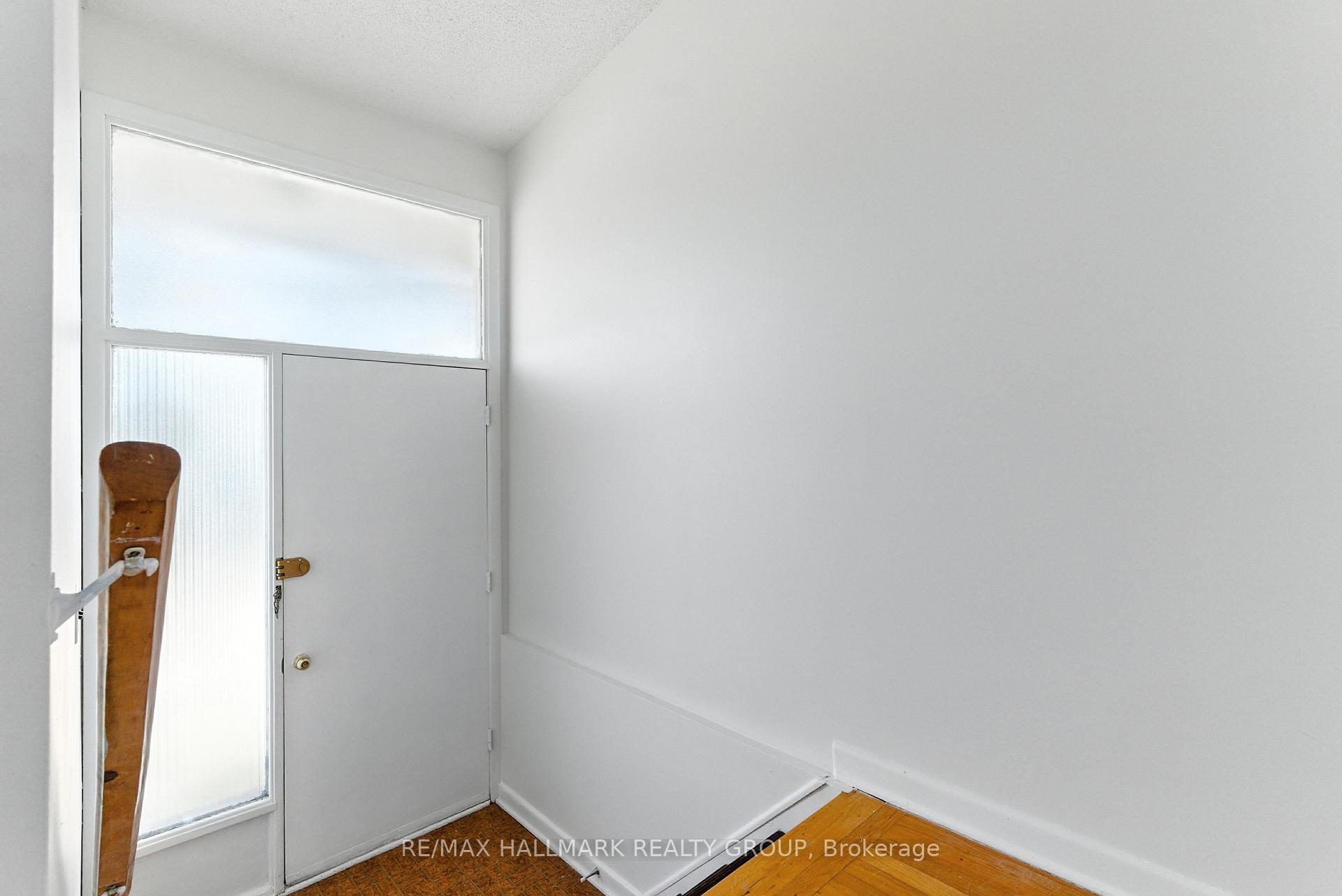 Photo 4 of 1127 Maitland Avenue, Ottawa, Copeland Park — HOMEH
