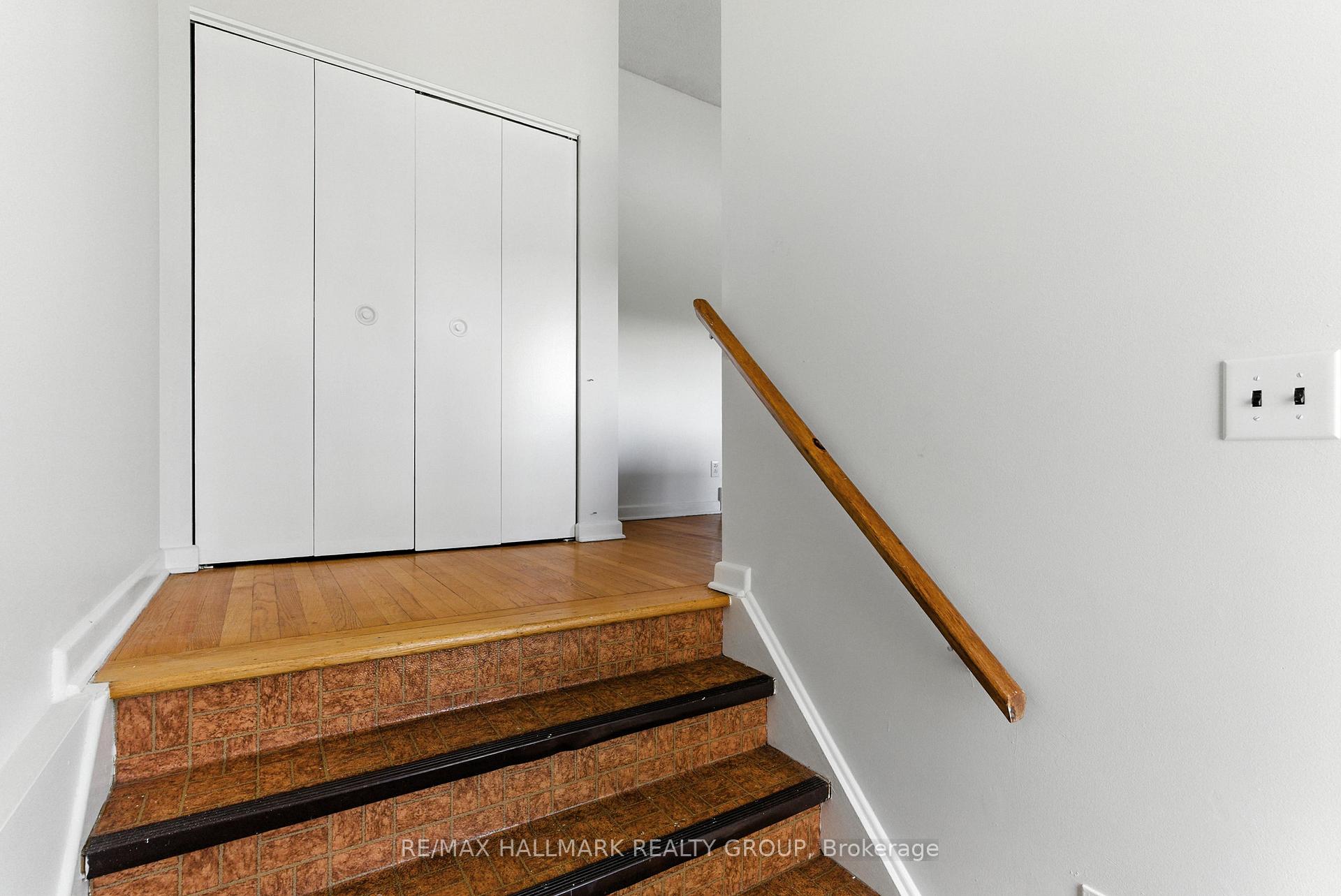 Photo 5 of 1127 Maitland Avenue, Ottawa, Copeland Park — HOMEH