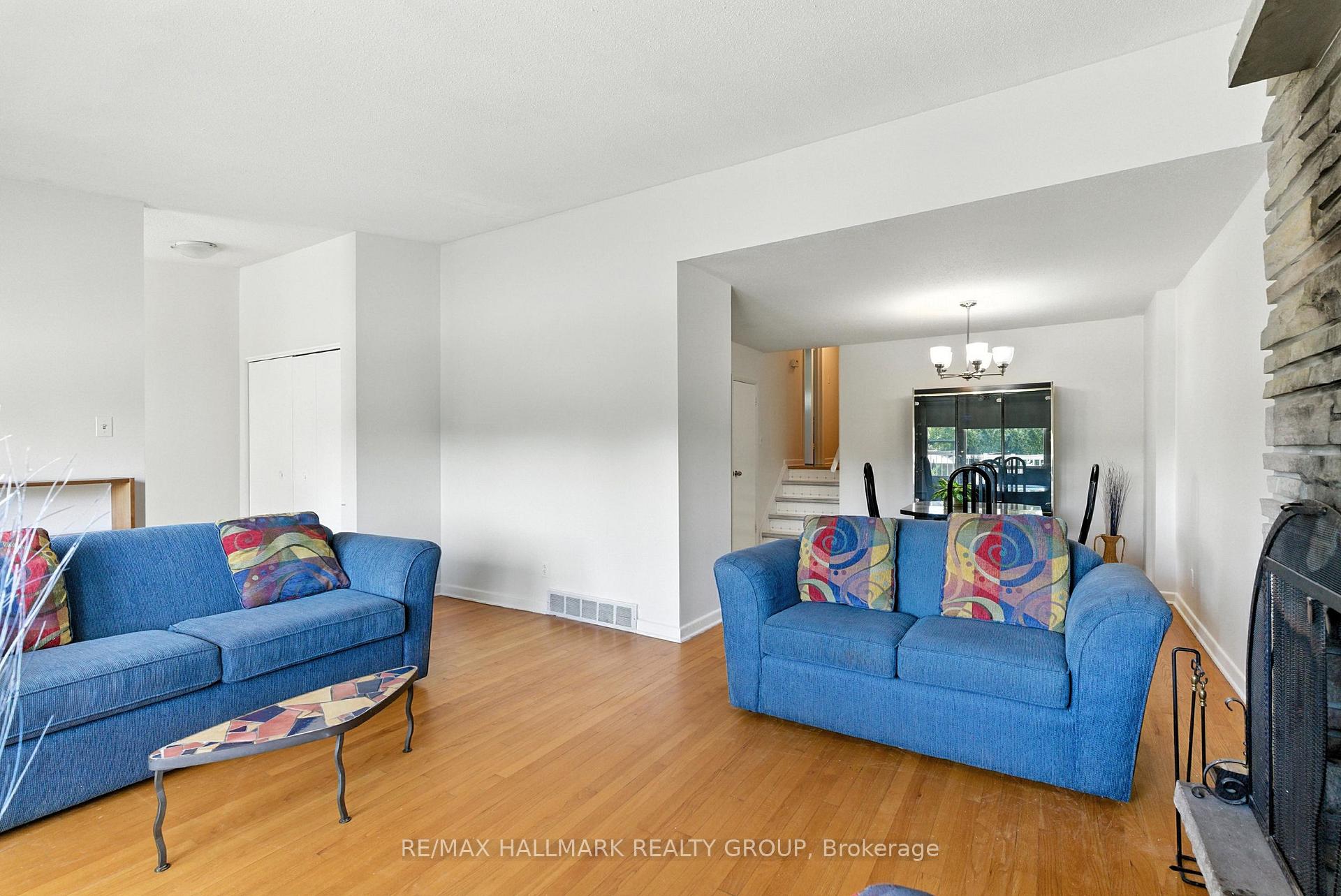 Photo 9 of 1127 Maitland Avenue, Ottawa, Copeland Park — HOMEH