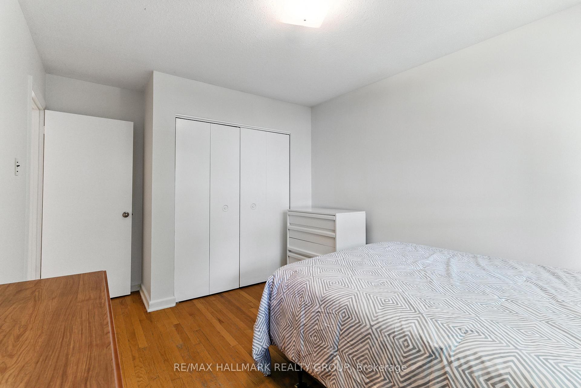 Photo 21 of 1127 Maitland Avenue, Ottawa, Copeland Park — HOMEH