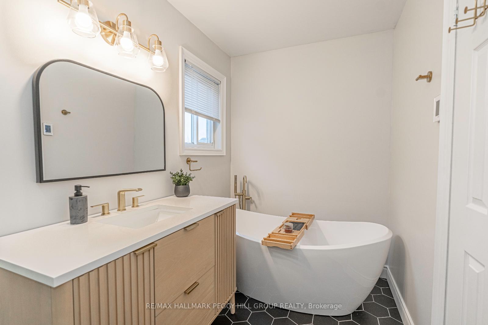 Photo 7 of 13 Bird Street, Barrie, Edgehill Drive — HOMEH