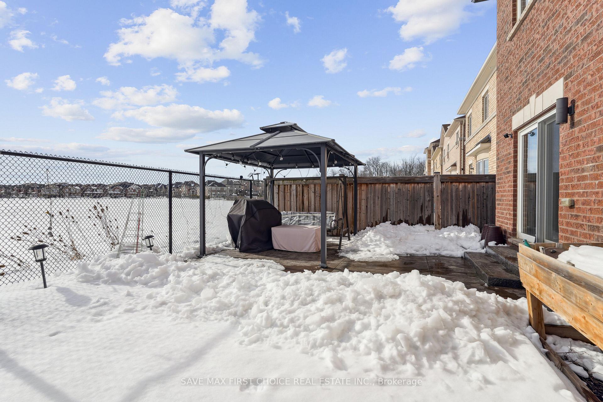 Photo 32 of 70 Masken Circle, Brampton, Northwest Brampton — HOMEH
