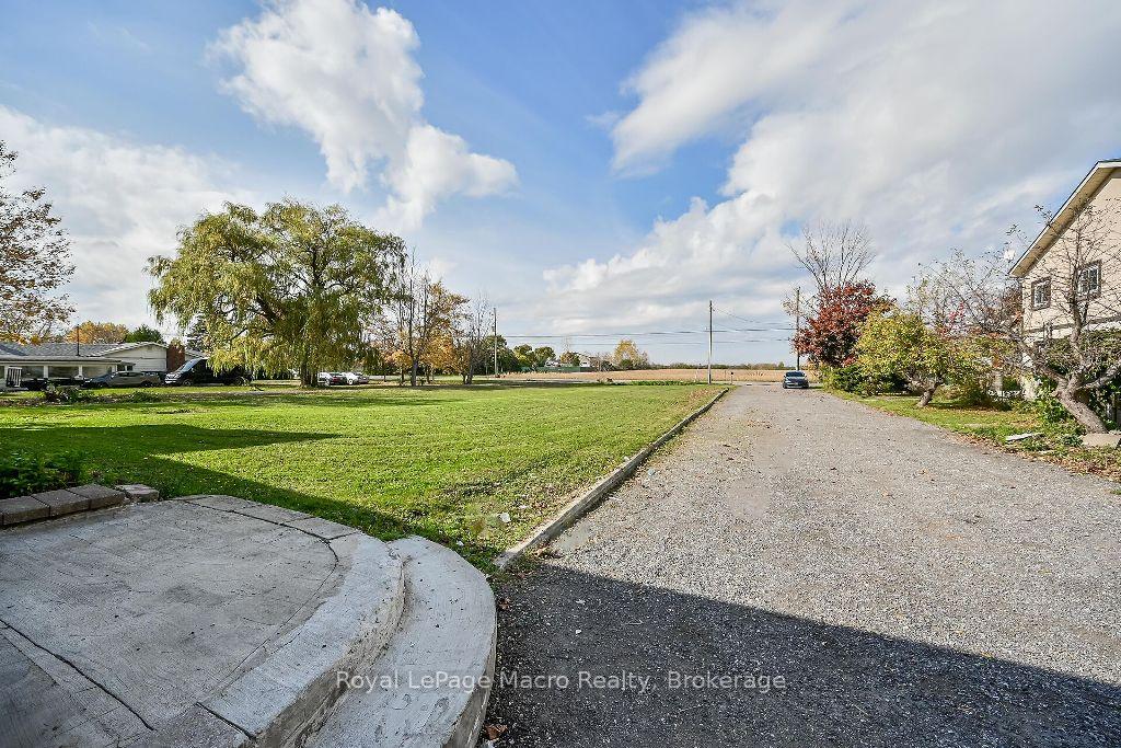 Photo 33 of 120 Second Road E, Hamilton, Stoney Creek — HOMEH