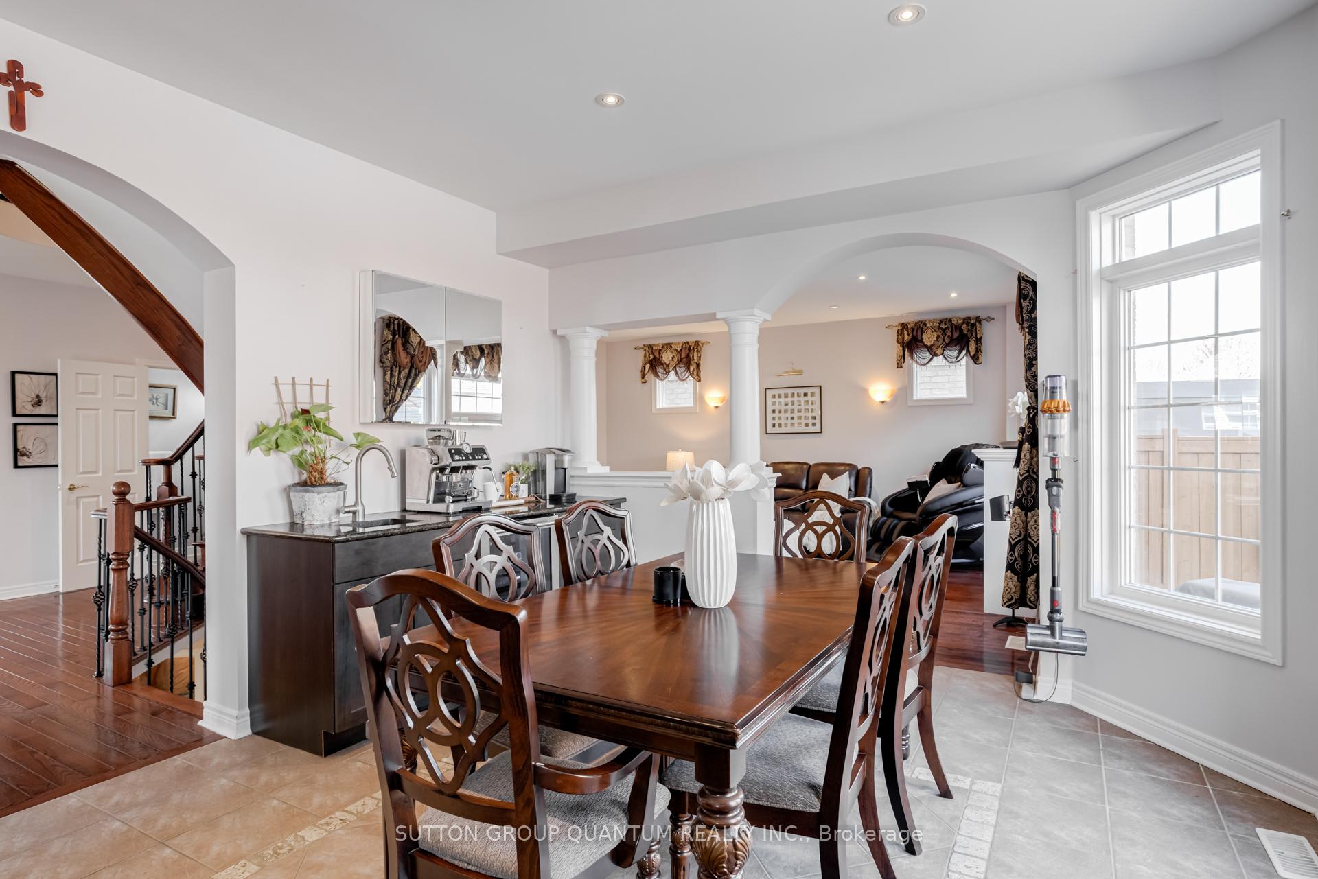 Photo 15 of 49 Supino Crescent, Brampton, Vales of Castlemore — HOMEH
