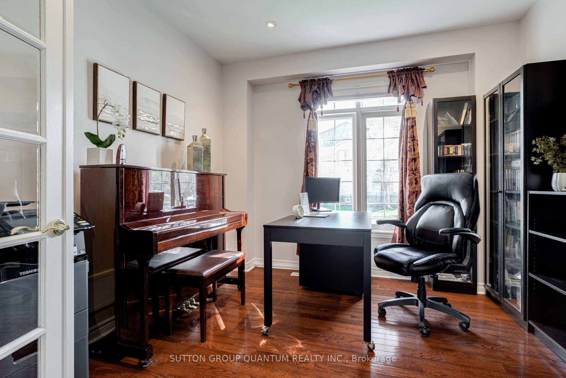 Photo 20 of 49 Supino Crescent, Brampton, Vales of Castlemore — HOMEH