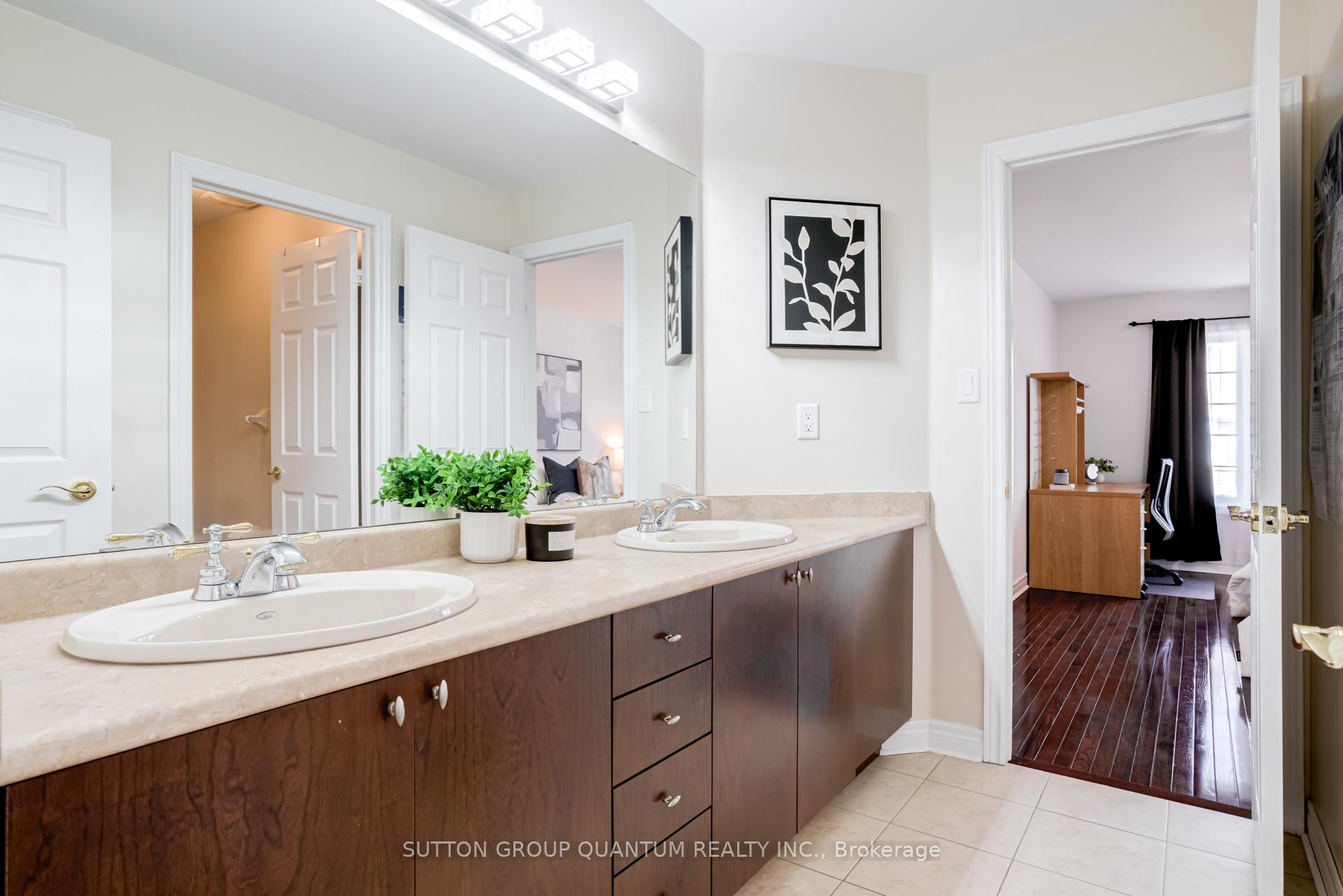 Photo 28 of 49 Supino Crescent, Brampton, Vales of Castlemore — HOMEH