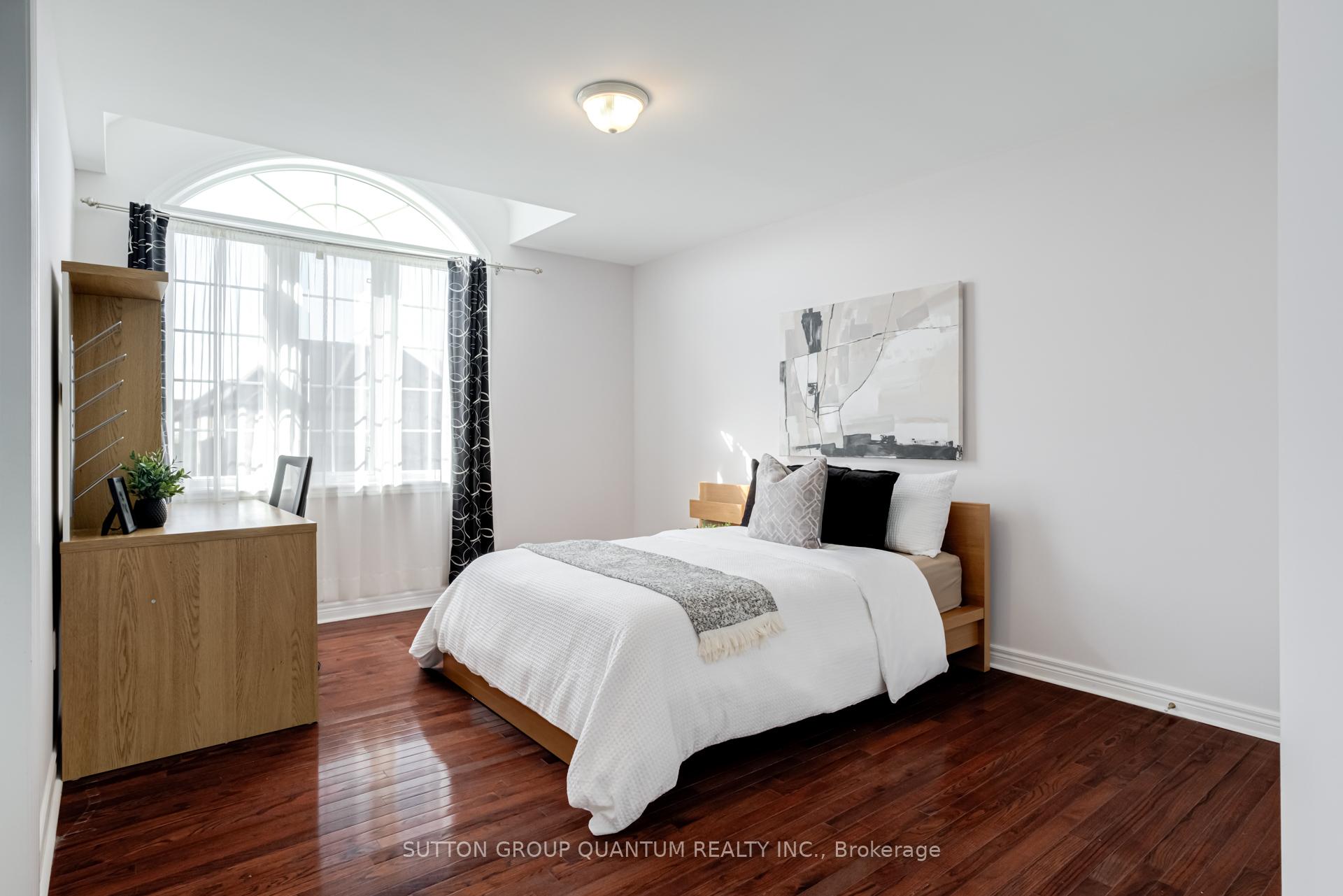 Photo 32 of 49 Supino Crescent, Brampton, Vales of Castlemore — HOMEH