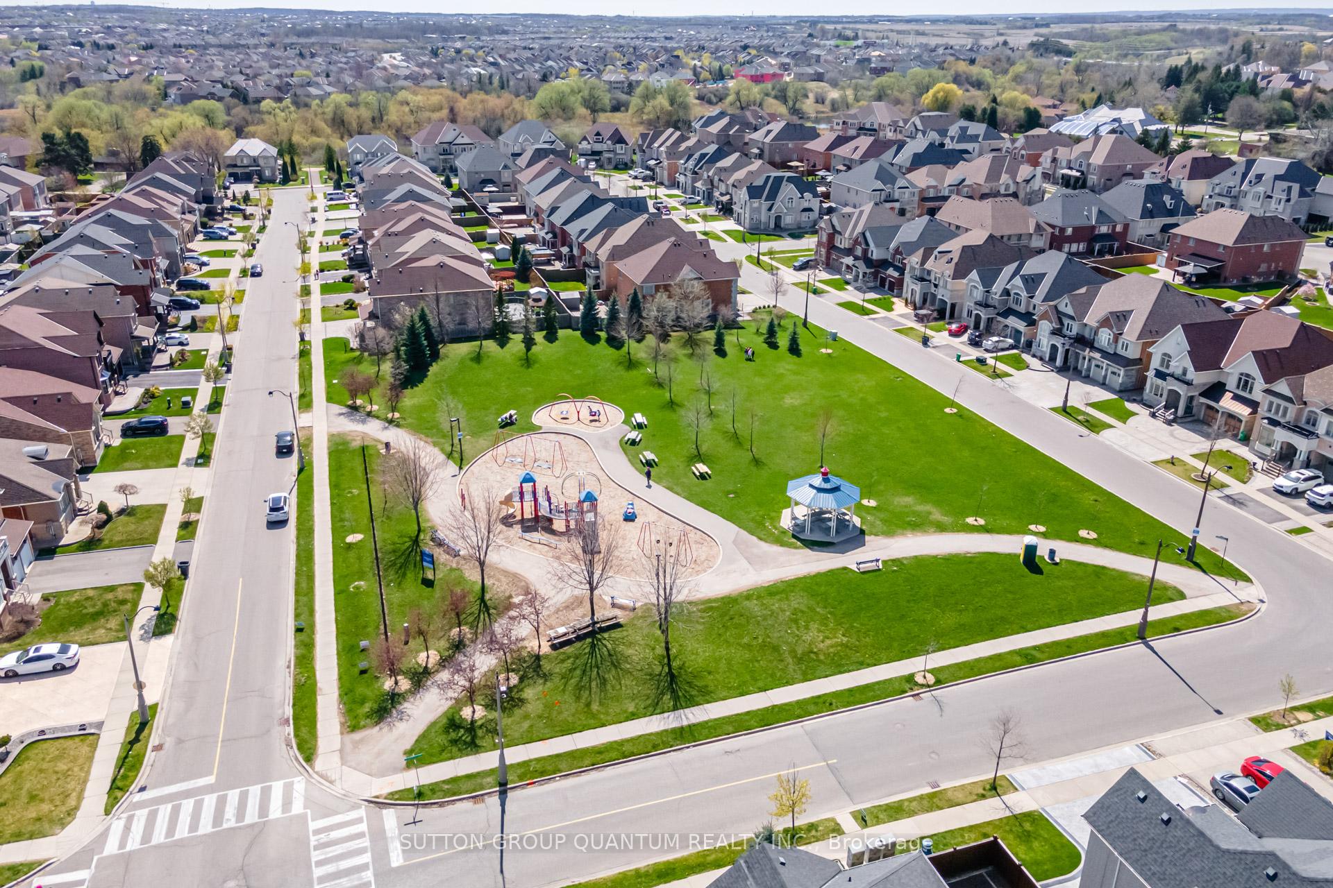 Photo 47 of 49 Supino Crescent, Brampton, Vales of Castlemore — HOMEH