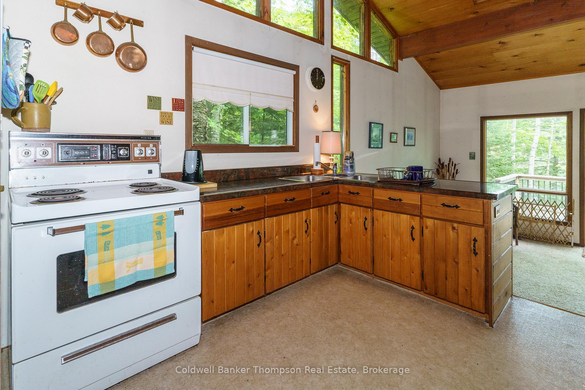 Photo 16 of 594 Hazard Hill Road, Kearney — HOMEH