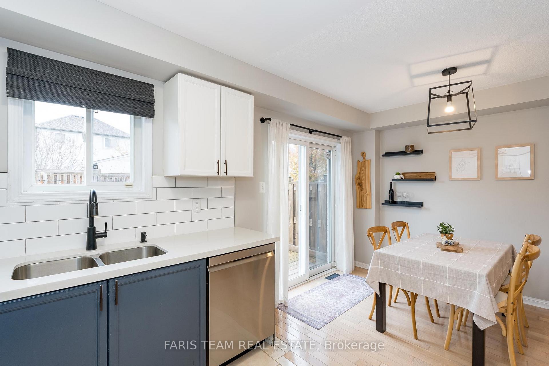 Photo 5 of 28 Villers Street, Barrie, Edgehill Drive — HOMEH