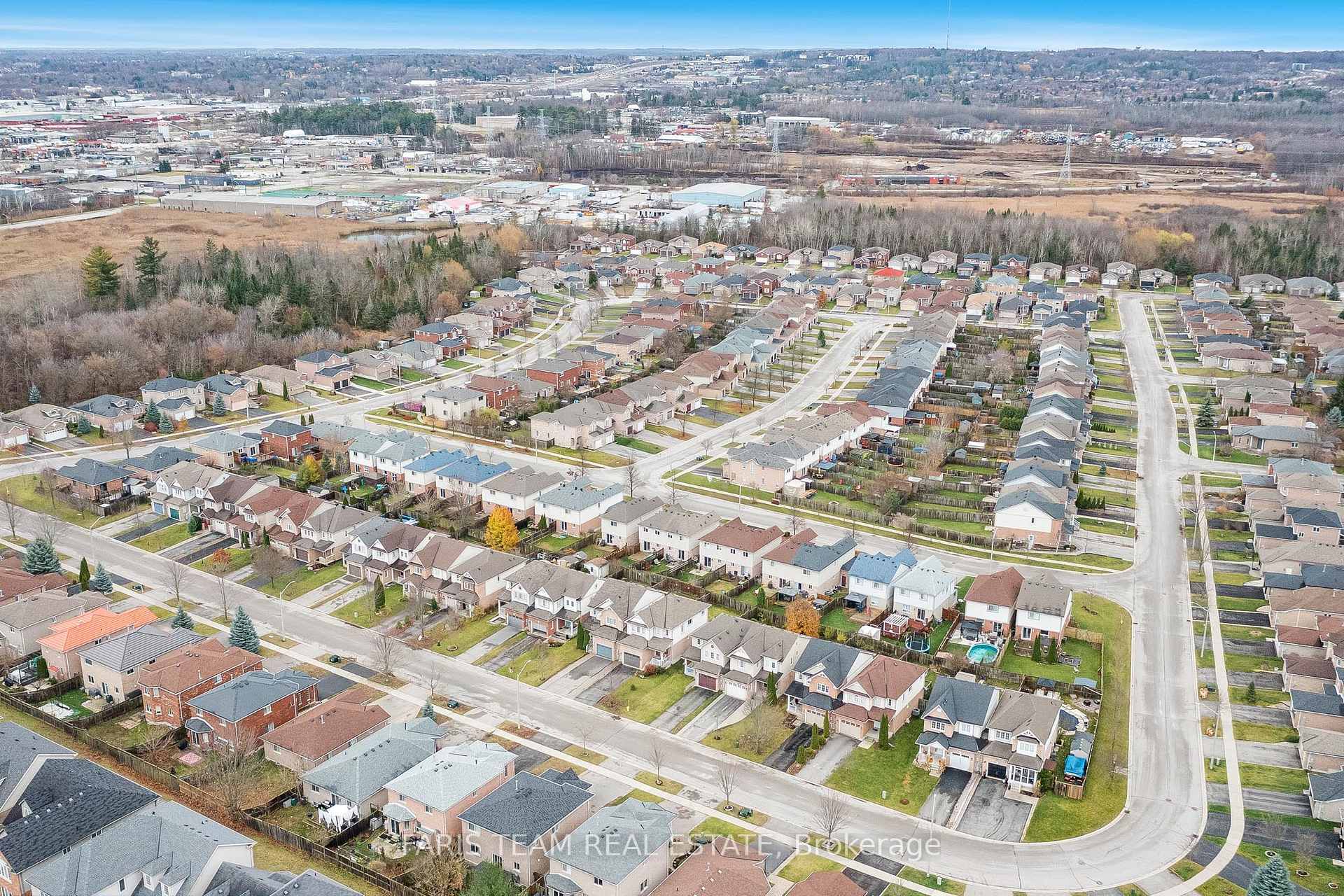 Photo 21 of 28 Villers Street, Barrie, Edgehill Drive — HOMEH