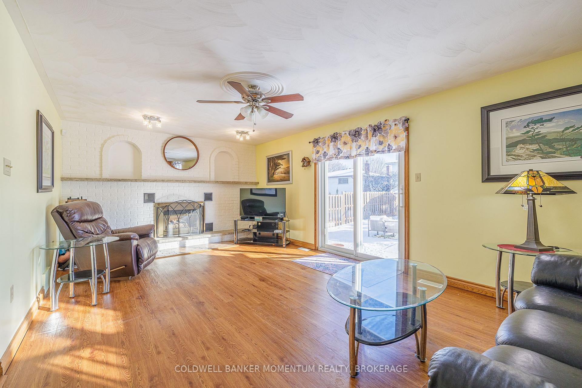 Photo 15 of 362 Grantham Avenue, St. Catharines, Carlton/Bunting — HOMEH