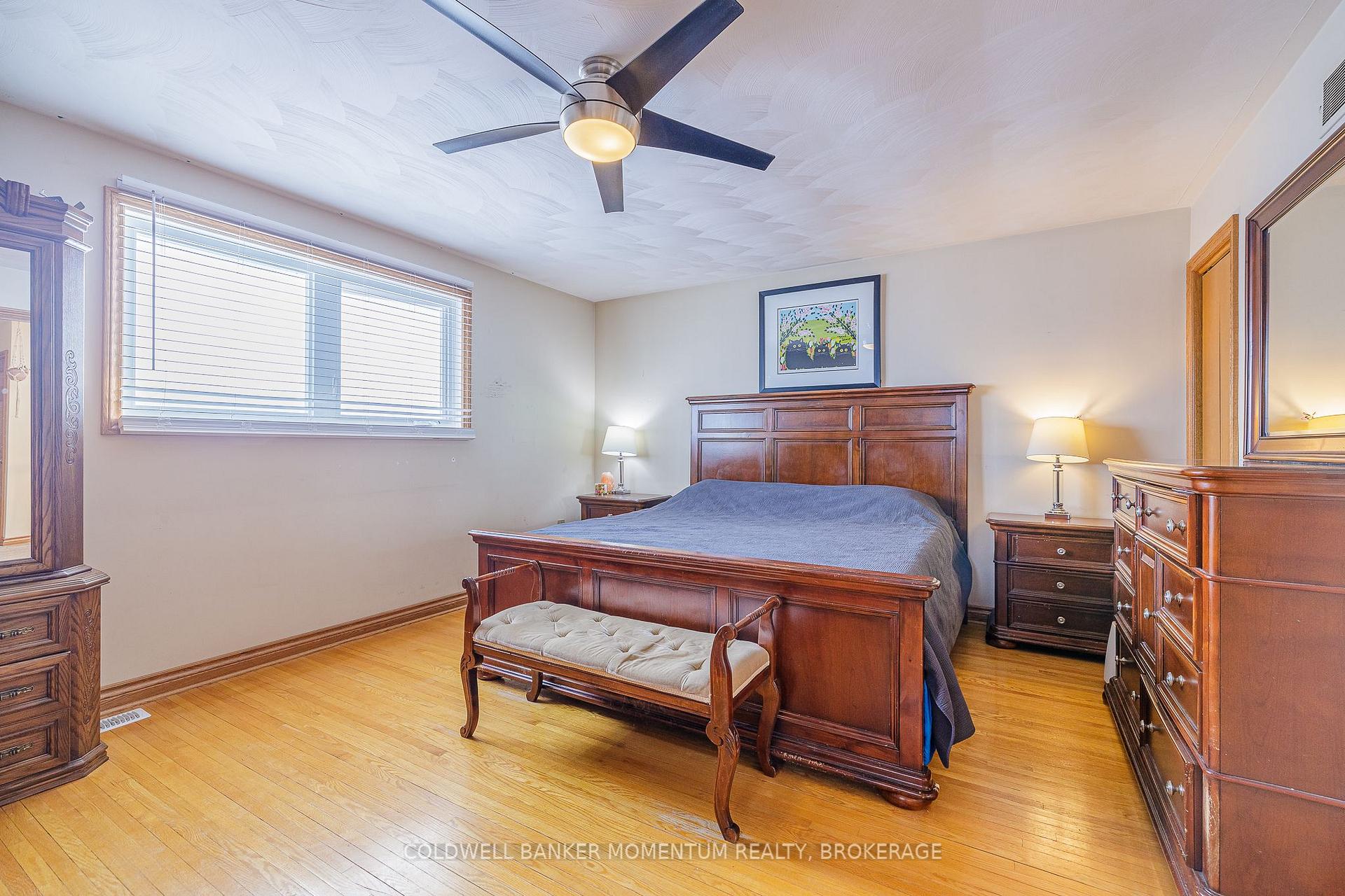 Photo 18 of 362 Grantham Avenue, St. Catharines, Carlton/Bunting — HOMEH