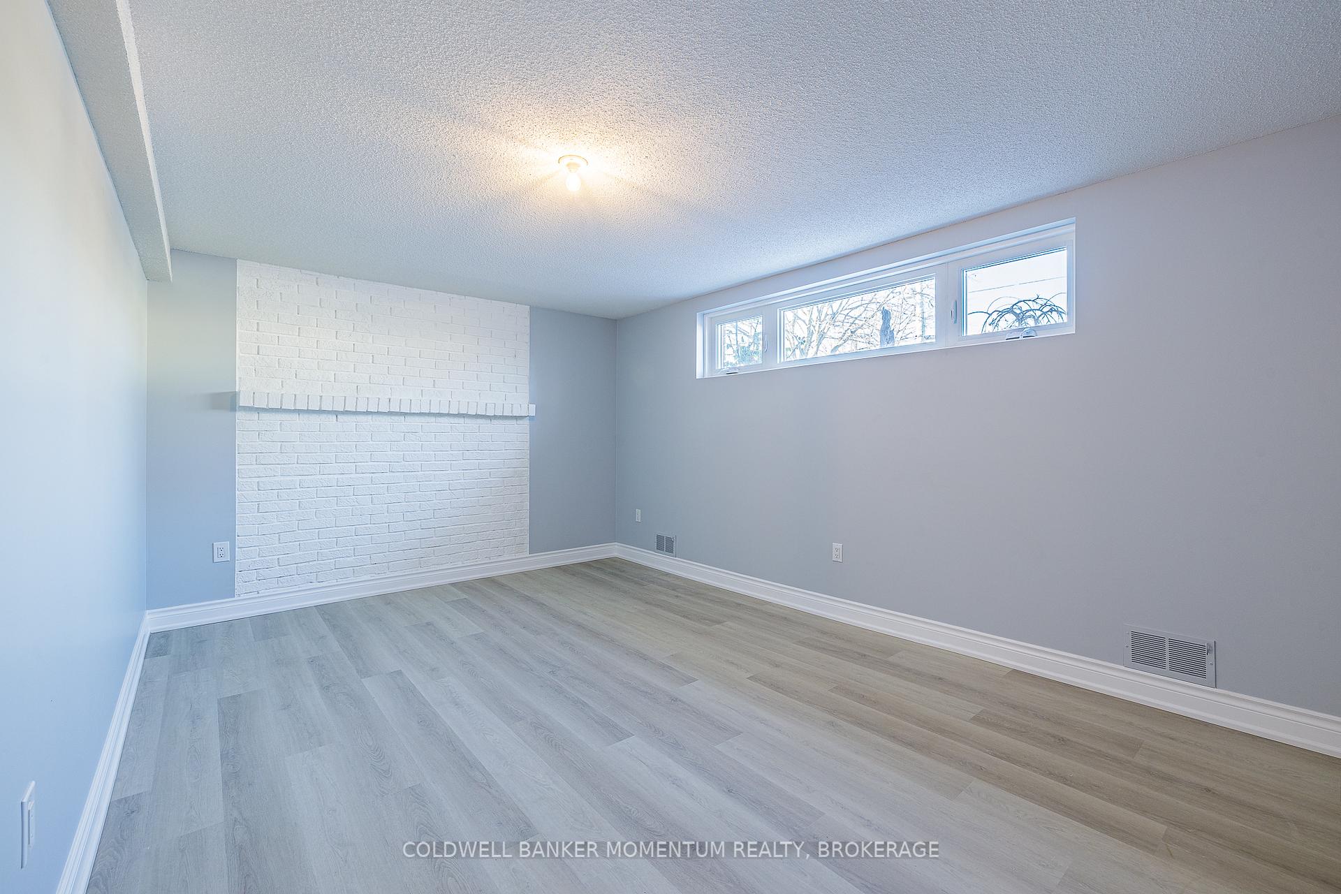 Photo 32 of 362 Grantham Avenue, St. Catharines, Carlton/Bunting — HOMEH