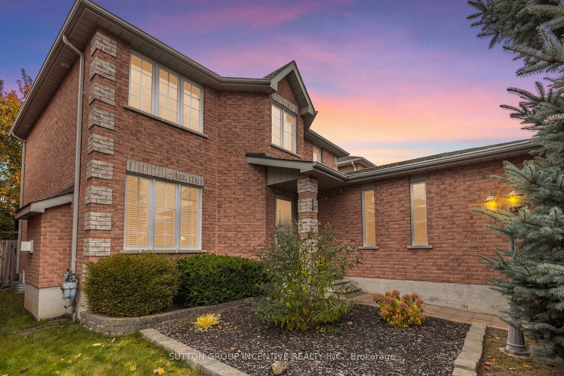 Photo 1 of 21 Kelsey Crescent, Barrie, Ardagh — HOMEH