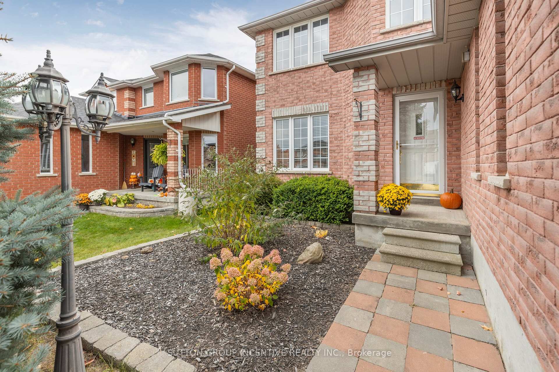 Photo 6 of 21 Kelsey Crescent, Barrie, Ardagh — HOMEH