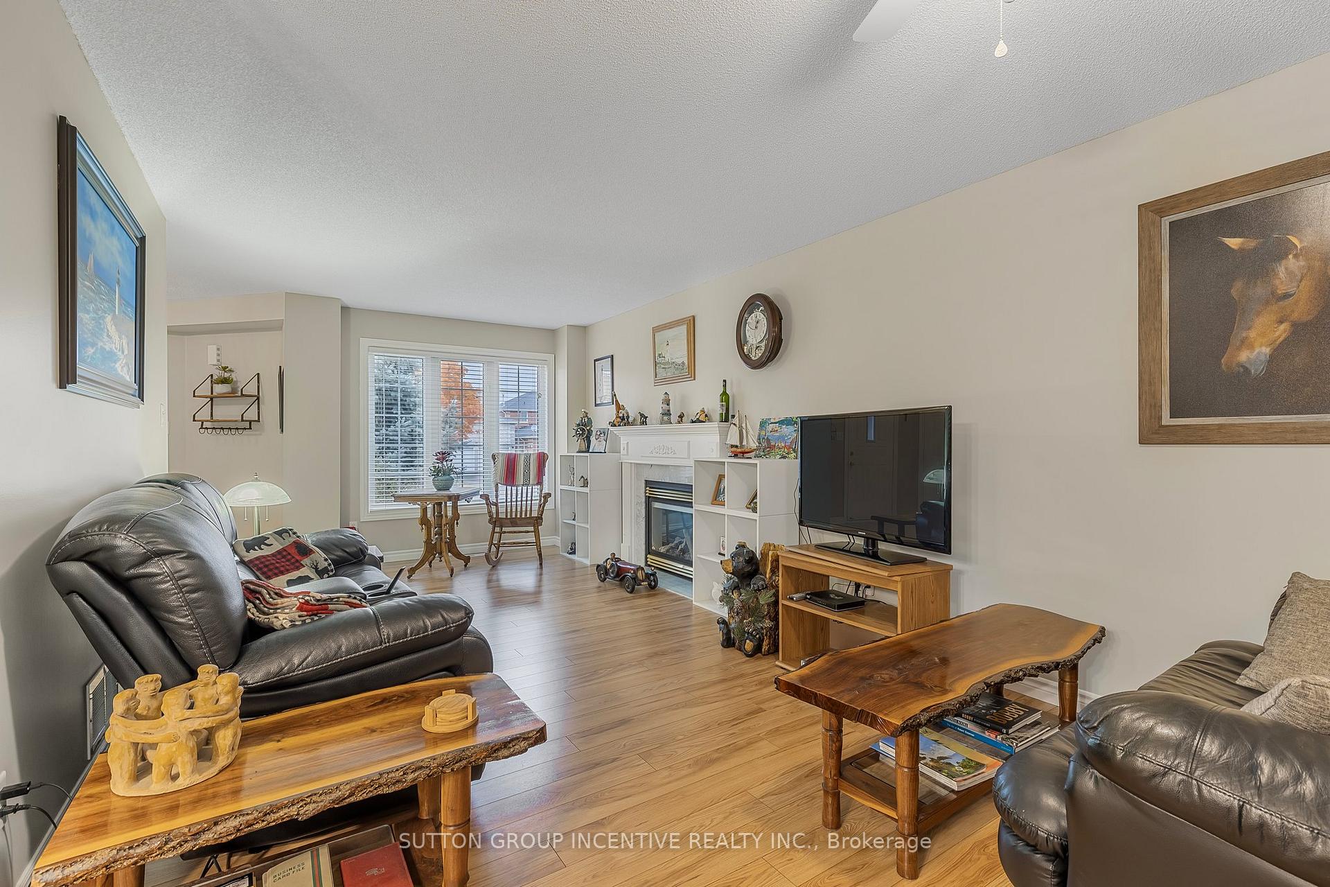 Photo 11 of 21 Kelsey Crescent, Barrie, Ardagh — HOMEH