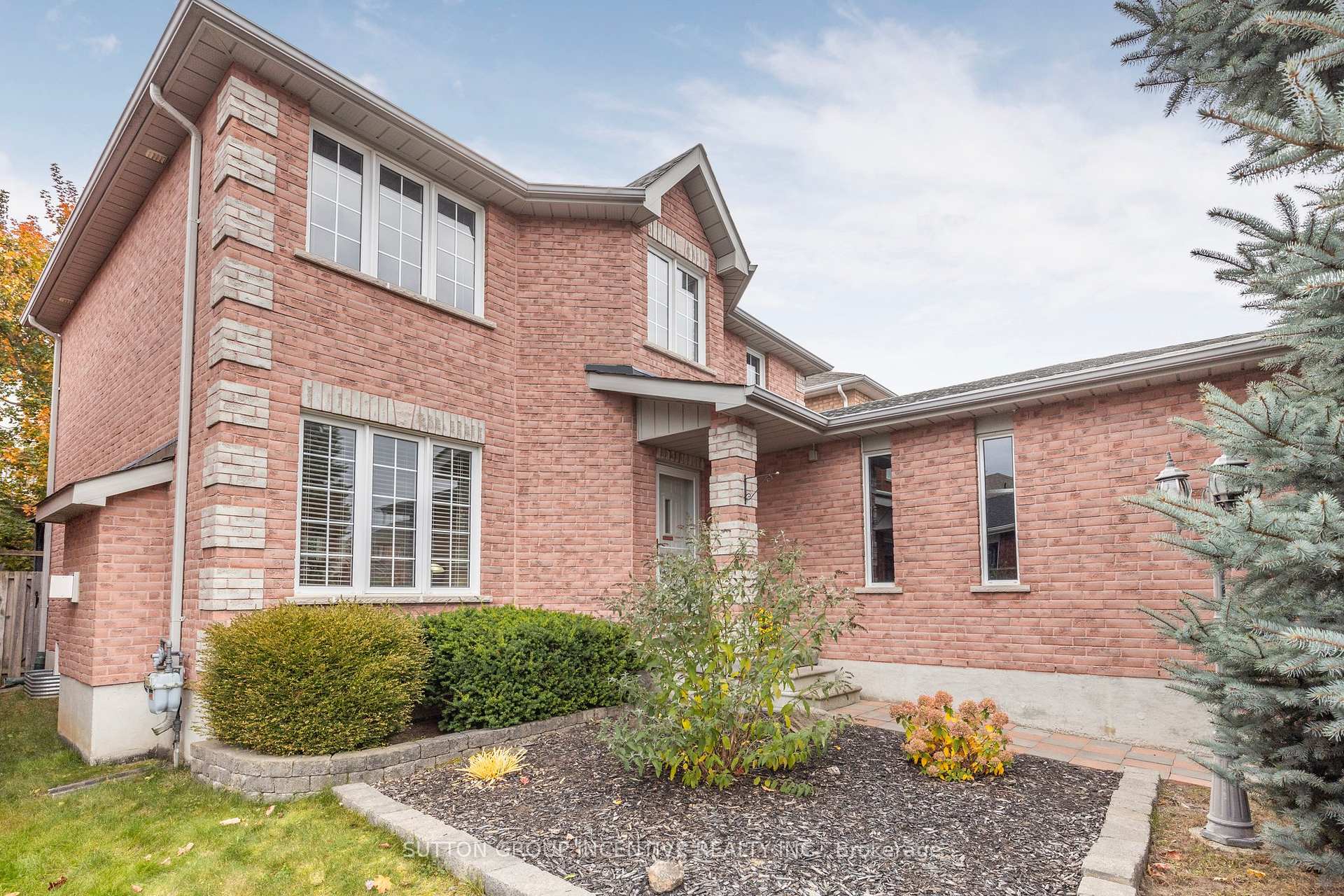 Photo 22 of 21 Kelsey Crescent, Barrie, Ardagh — HOMEH