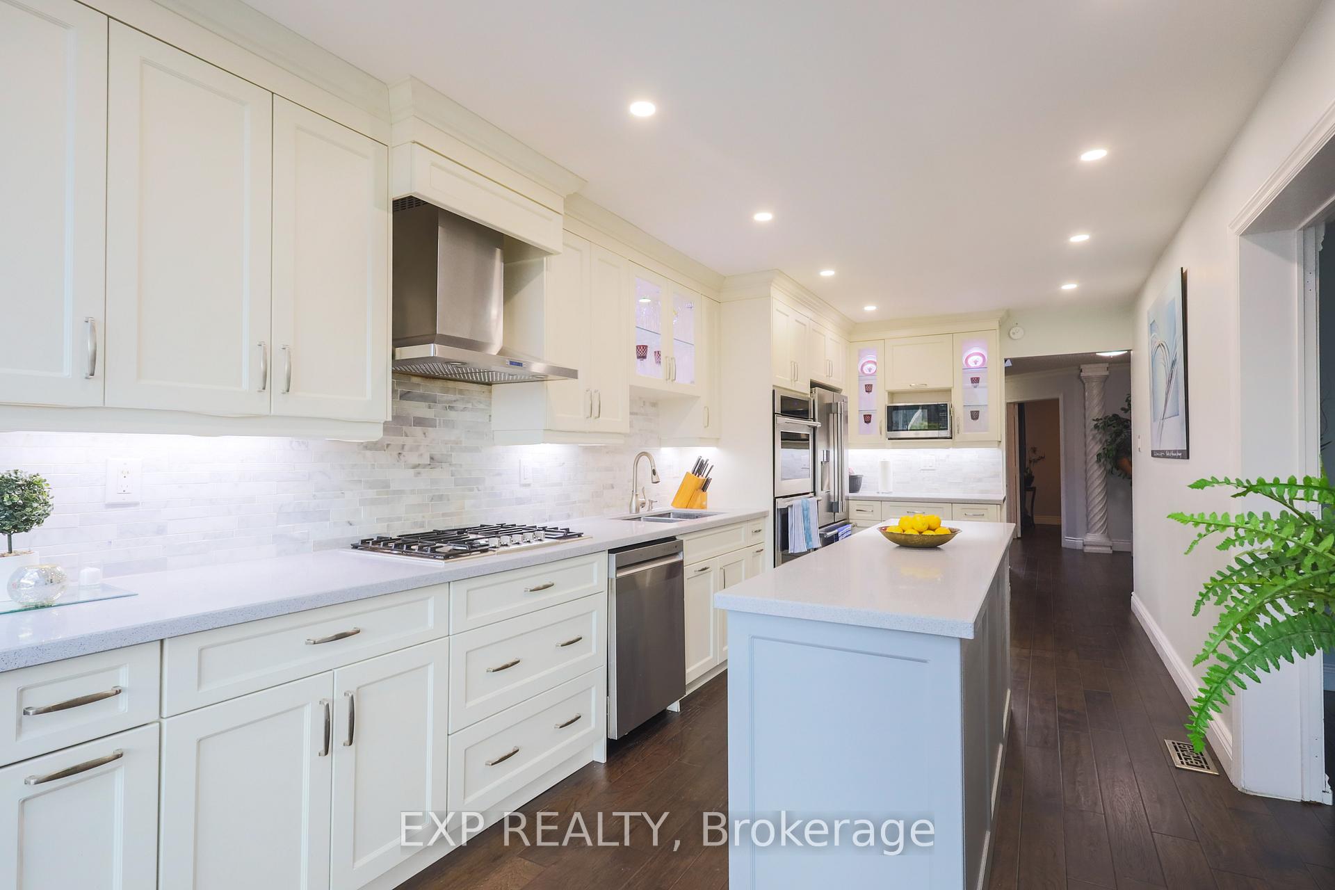 Photo 2 of 54 Trewartha Crescent, Brampton, Heart Lake West — HOMEH