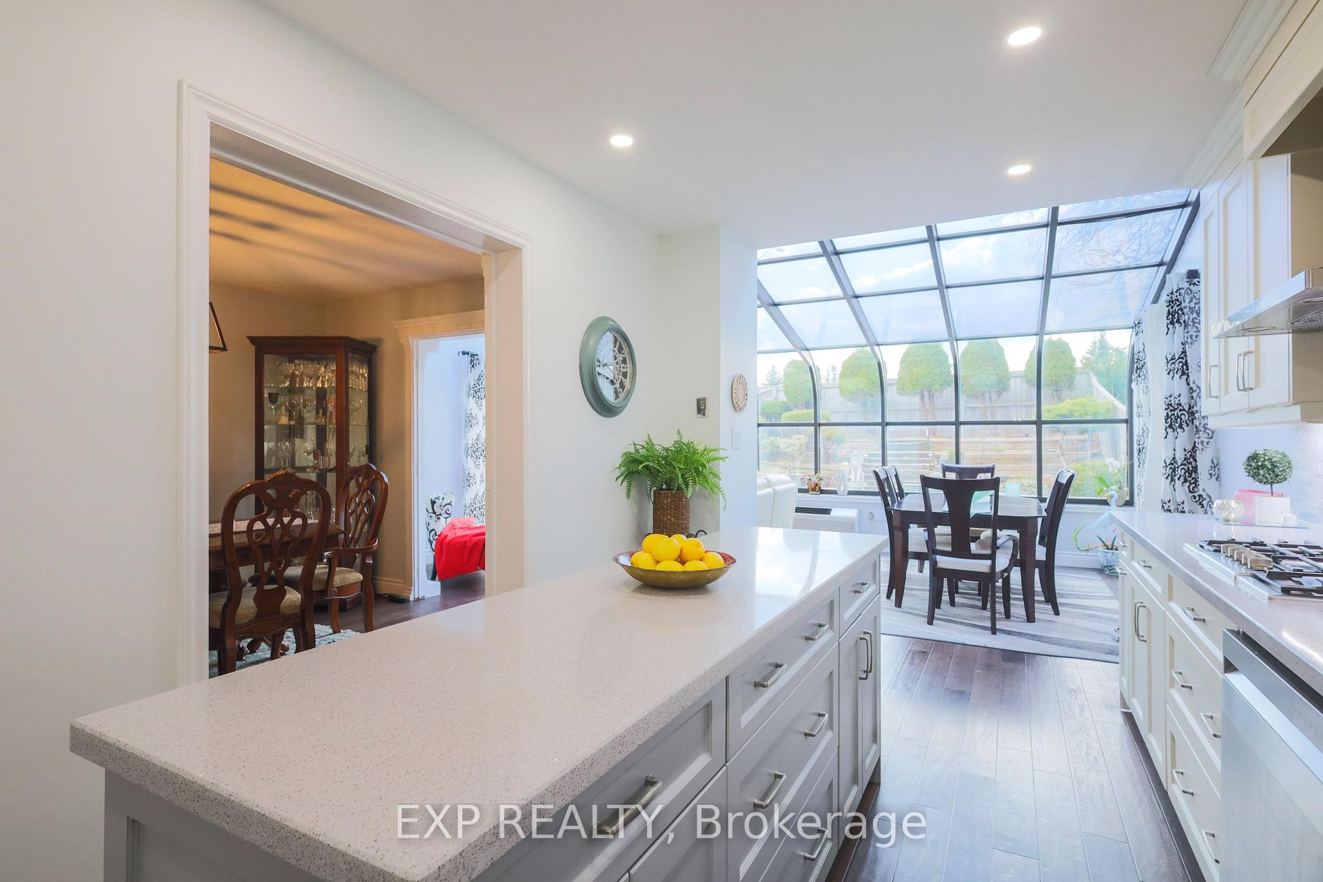 Photo 3 of 54 Trewartha Crescent, Brampton, Heart Lake West — HOMEH