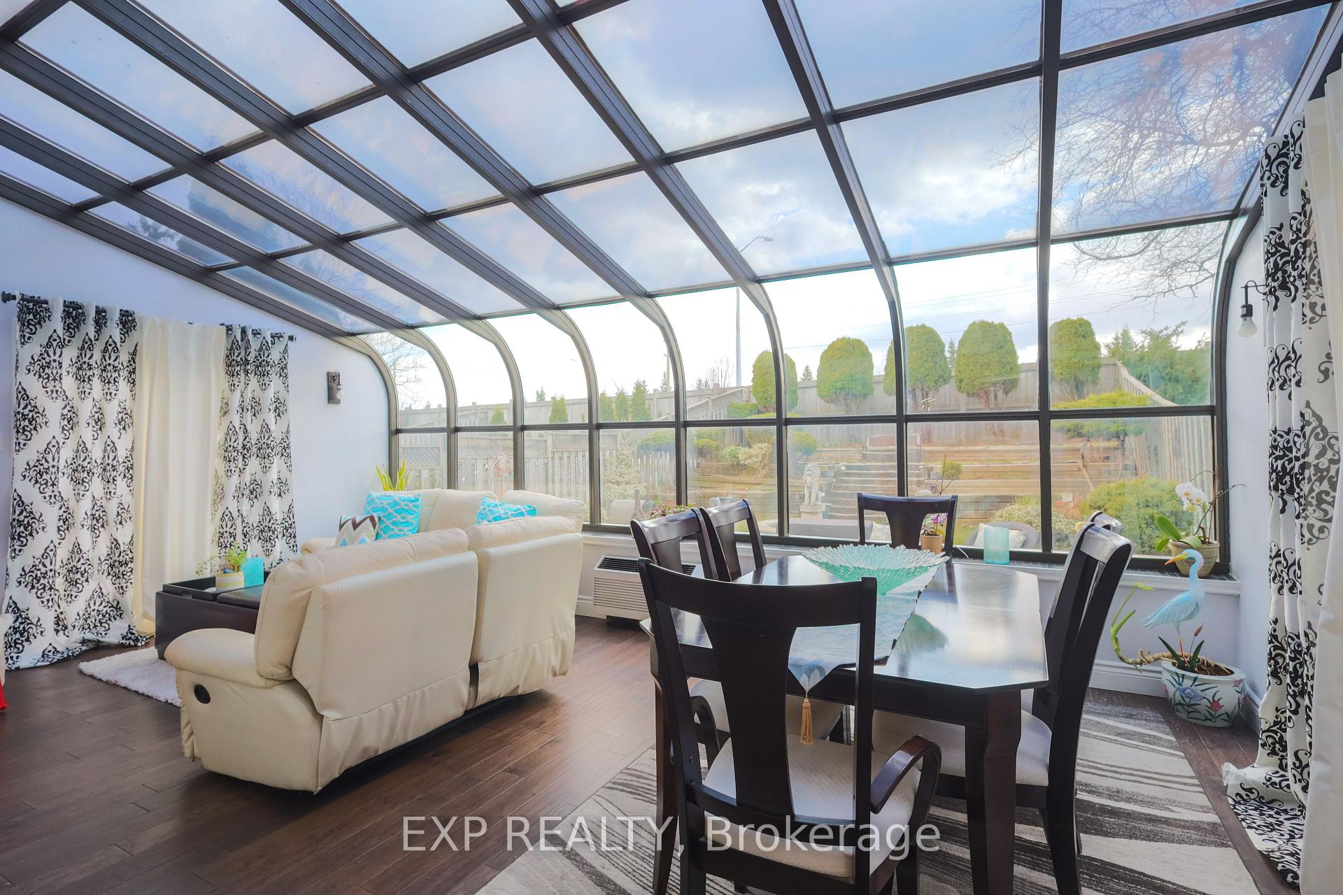 Photo 4 of 54 Trewartha Crescent, Brampton, Heart Lake West — HOMEH