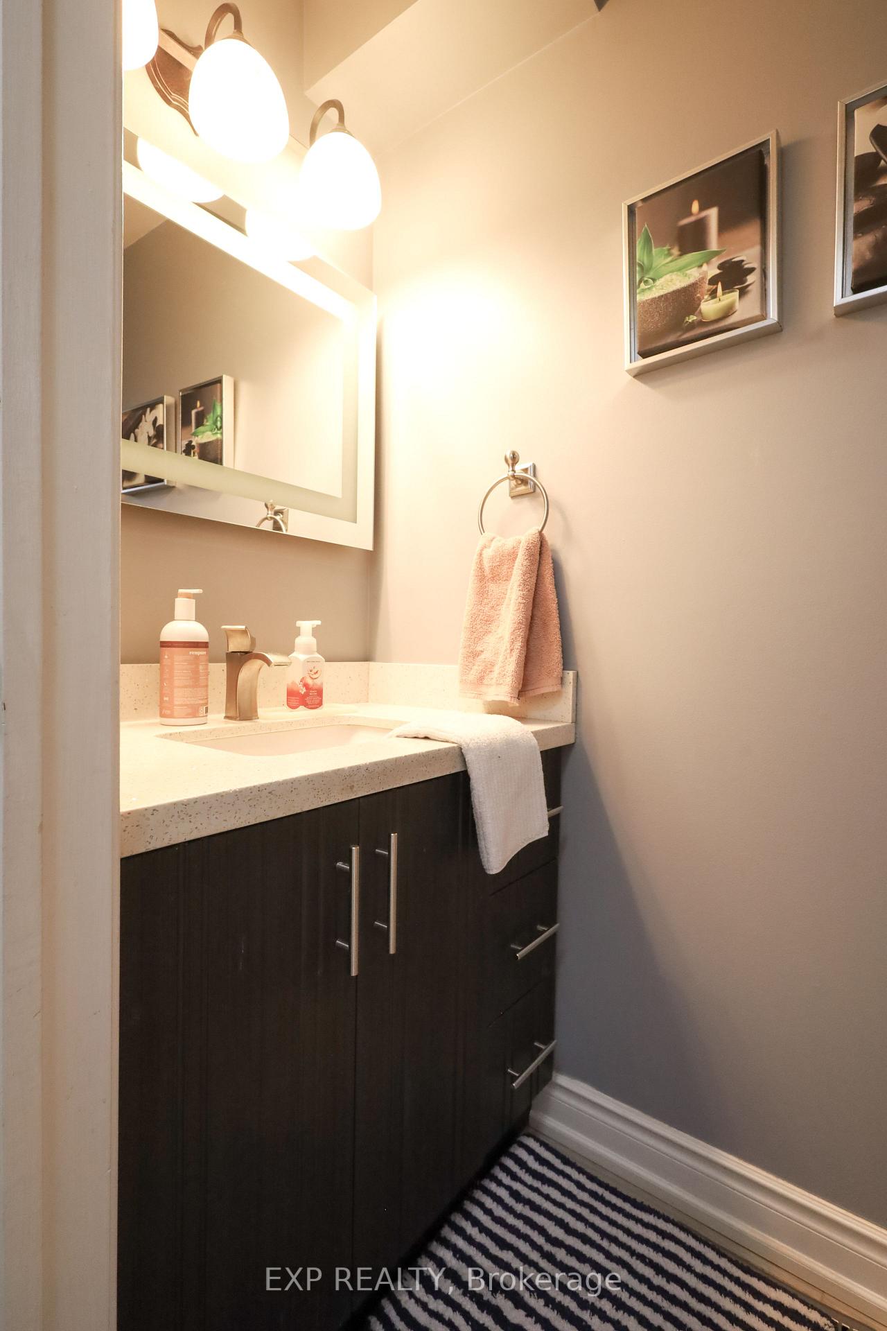 Photo 10 of 54 Trewartha Crescent, Brampton, Heart Lake West — HOMEH