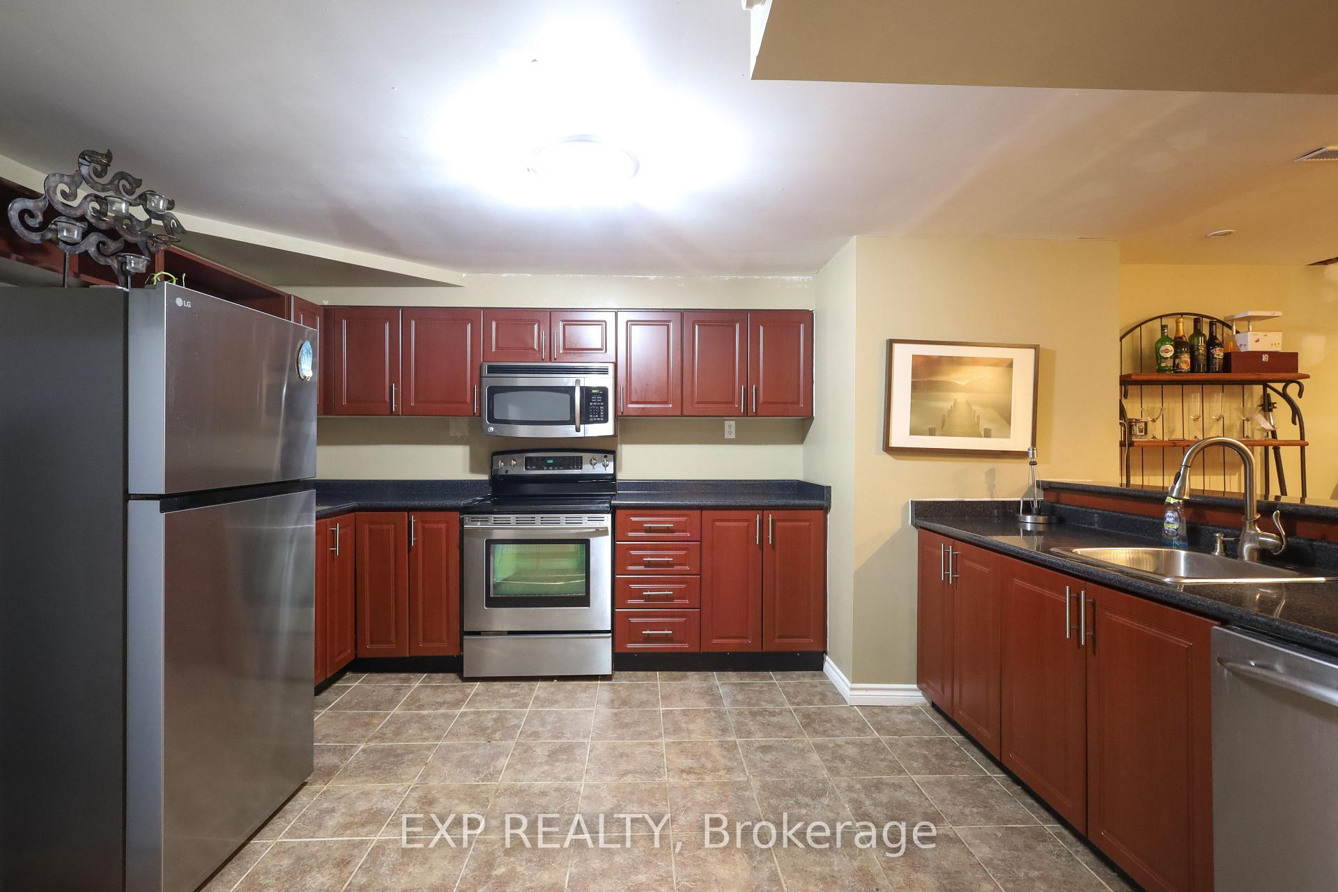 Photo 13 of 54 Trewartha Crescent, Brampton, Heart Lake West — HOMEH