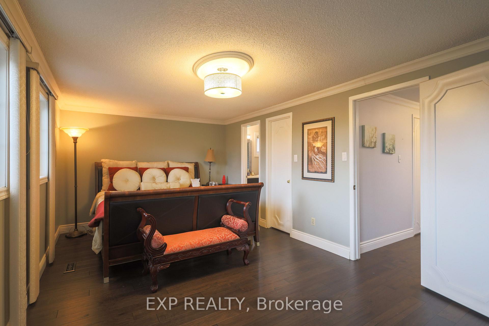 Photo 15 of 54 Trewartha Crescent, Brampton, Heart Lake West — HOMEH