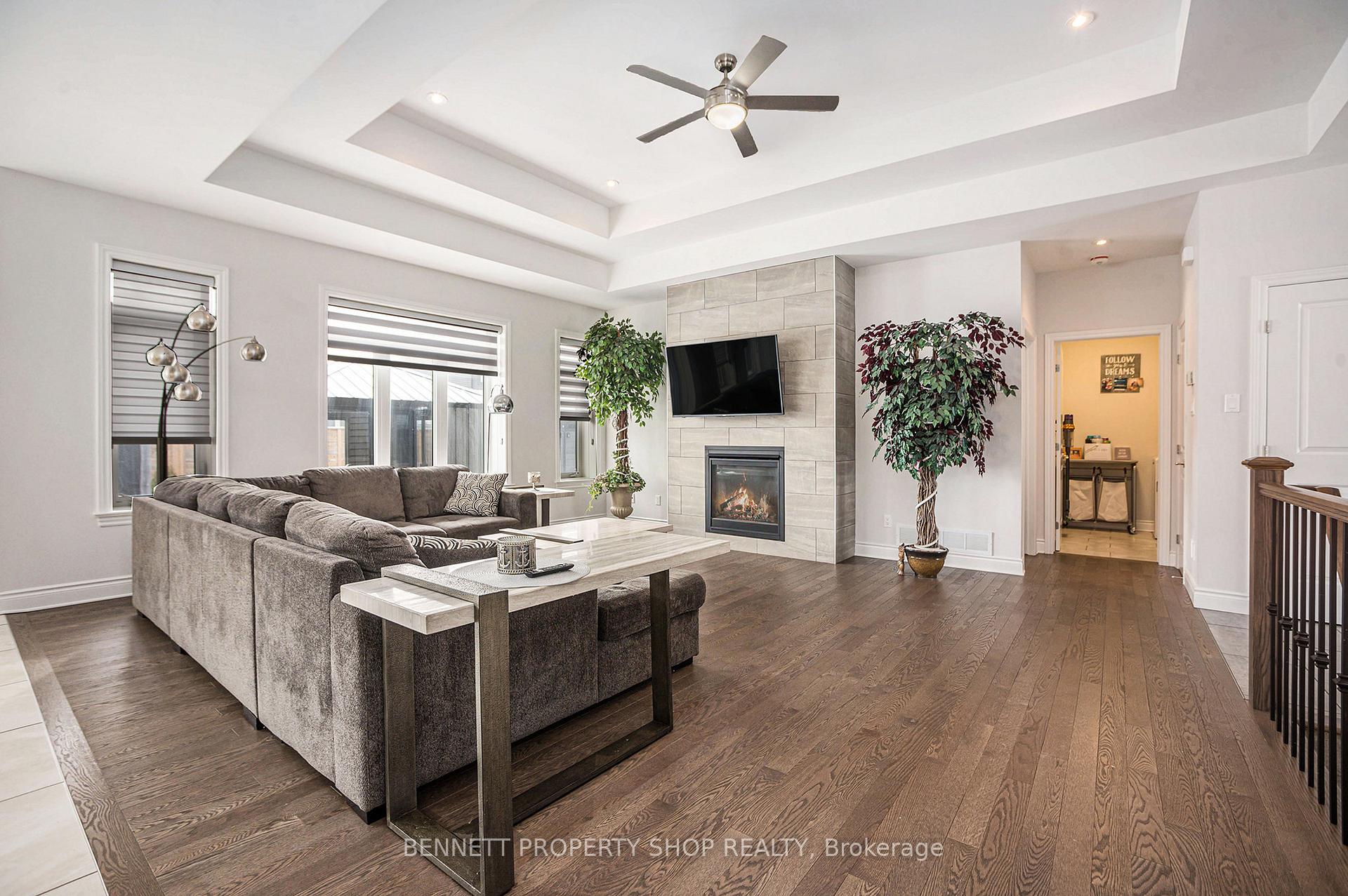 Photo 6 of 141 Talos Circle, Ottawa, Richmond — HOMEH