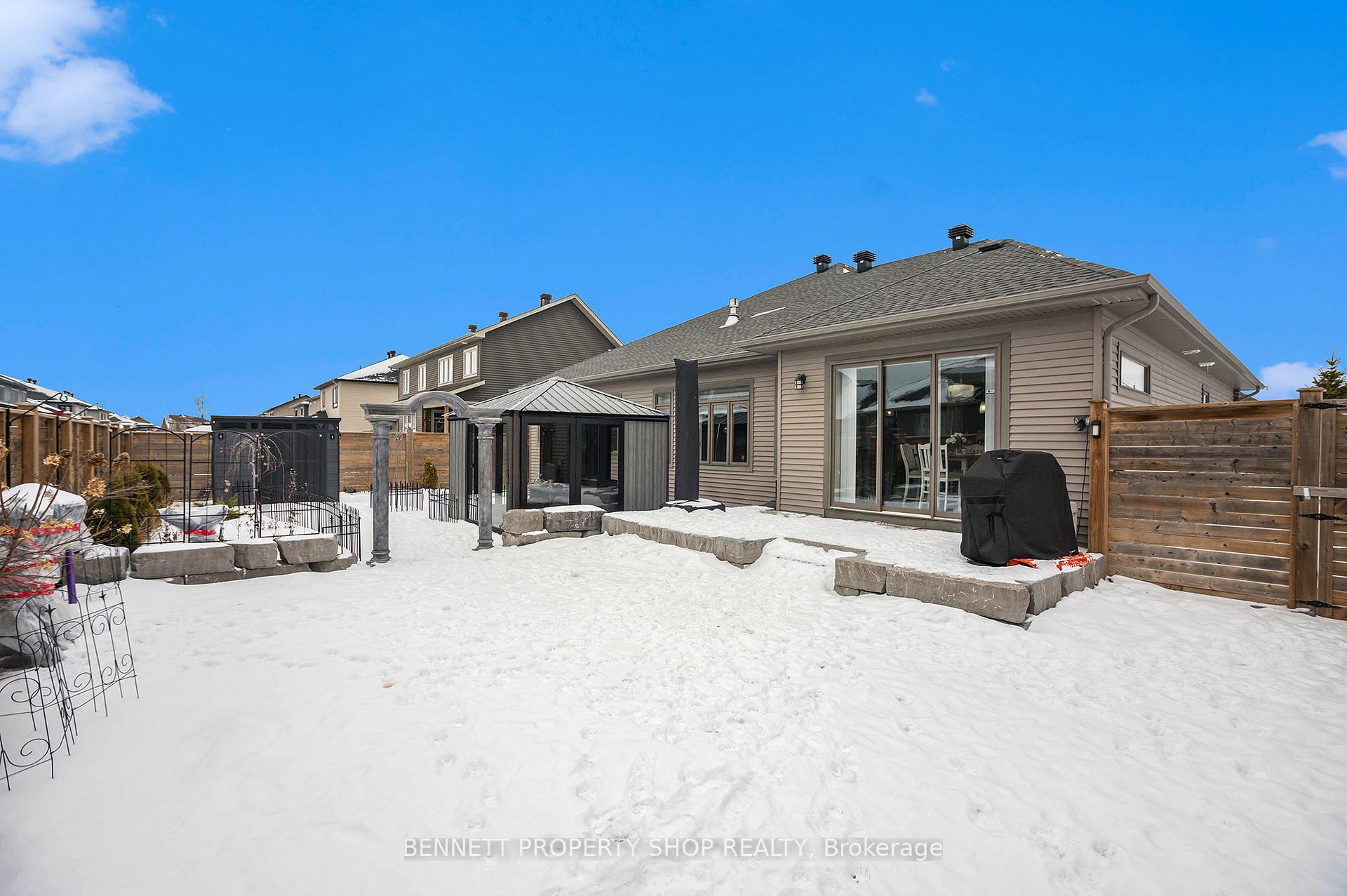 Photo 24 of 141 Talos Circle, Ottawa, Richmond — HOMEH