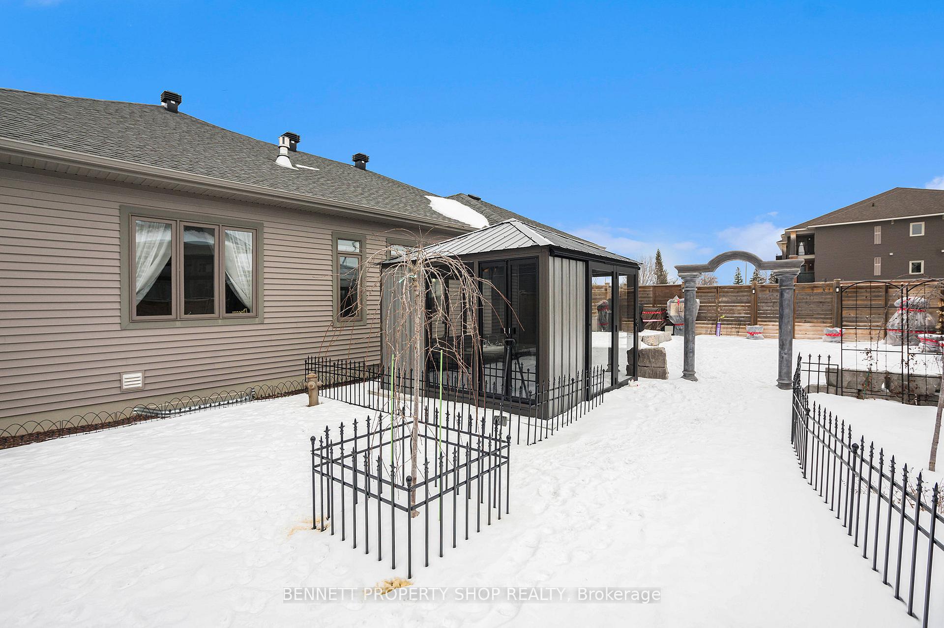 Photo 25 of 141 Talos Circle, Ottawa, Richmond — HOMEH