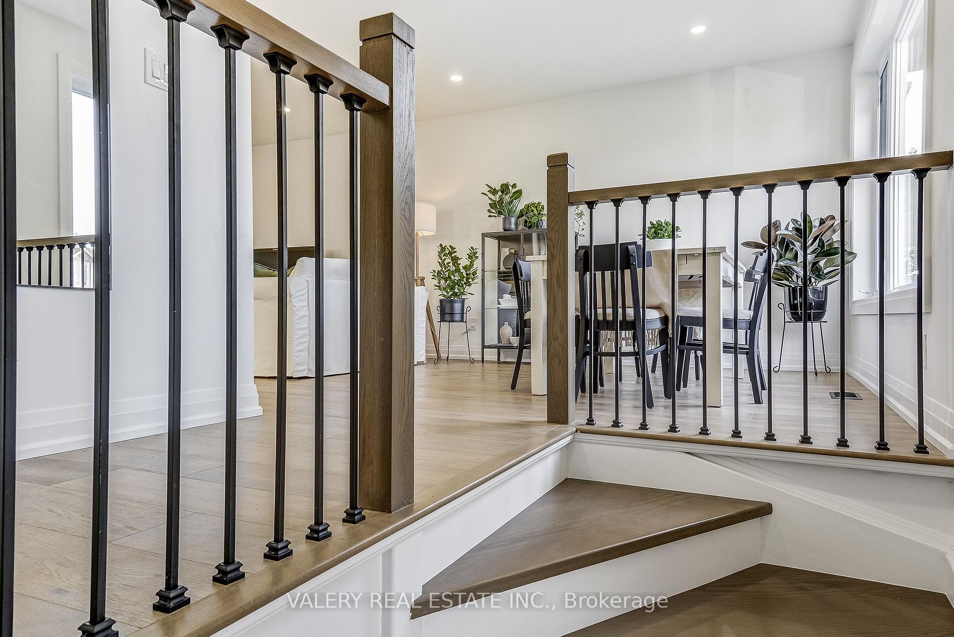 Photo 5 of 26 Garden Crescent, Hamilton, Burkholme — HOMEH
