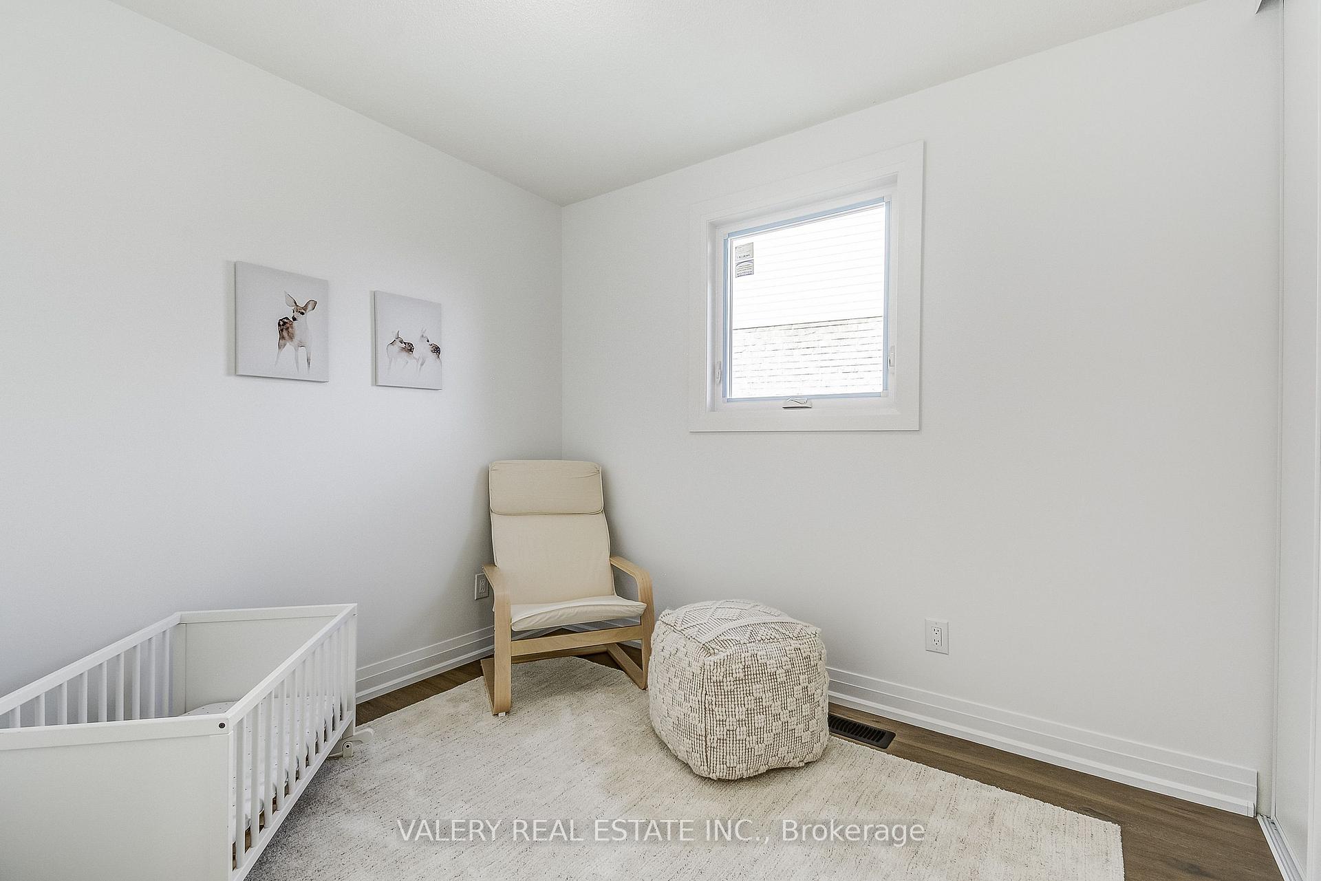 Photo 20 of 26 Garden Crescent, Hamilton, Burkholme — HOMEH