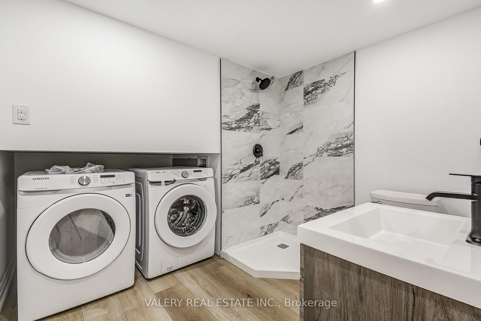 Photo 31 of 26 Garden Crescent, Hamilton, Burkholme — HOMEH