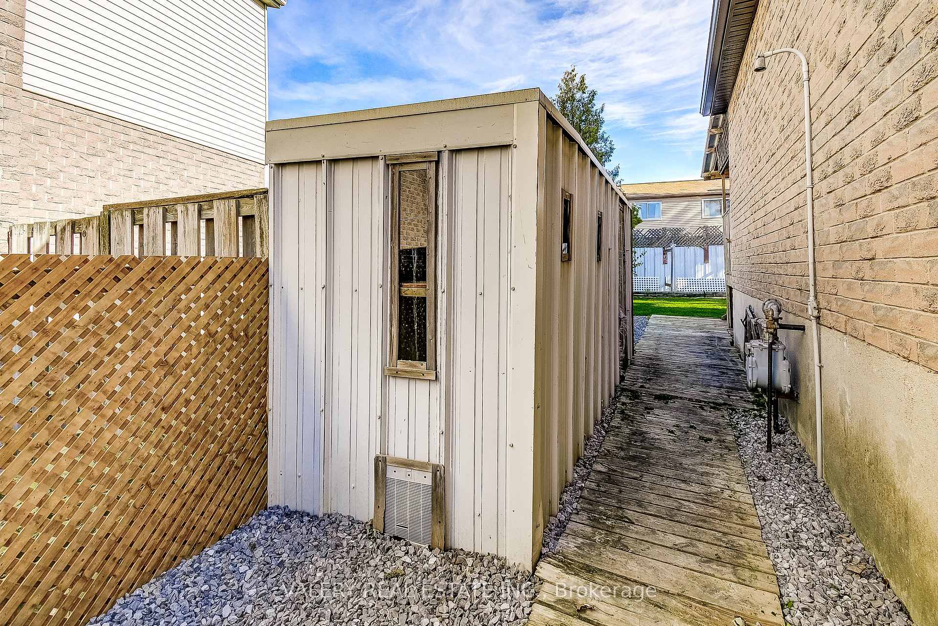 Photo 36 of 26 Garden Crescent, Hamilton, Burkholme — HOMEH