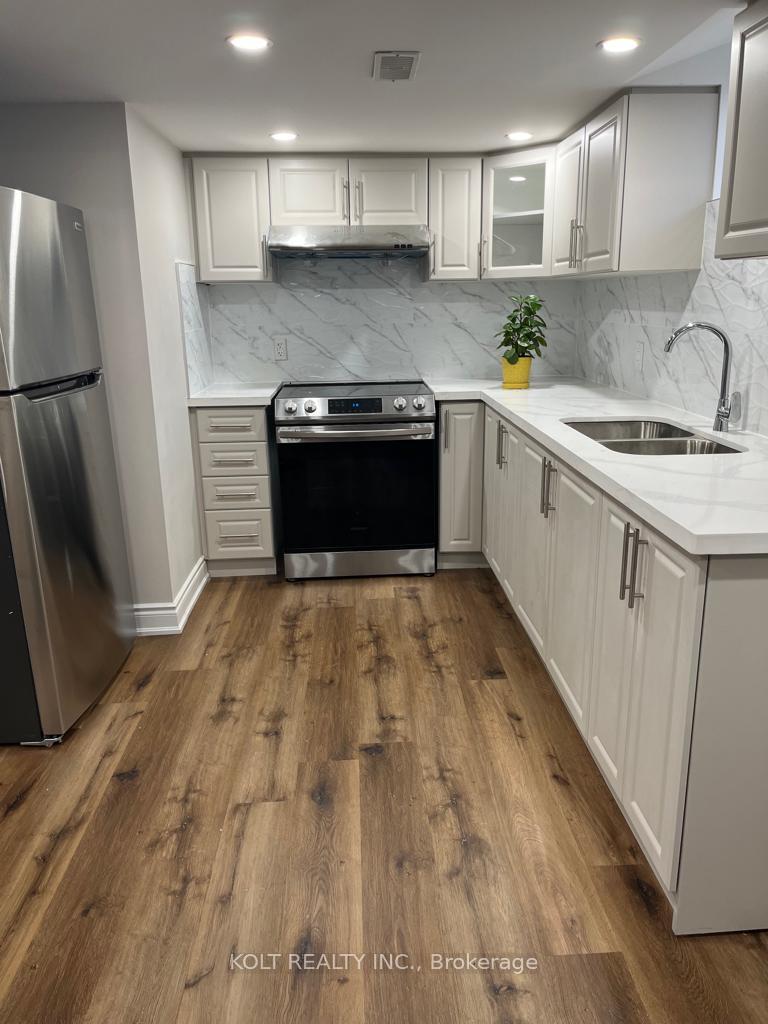 Photo 23 of 9 Herrick Drive, Brampton, Northwest Brampton — HOMEH
