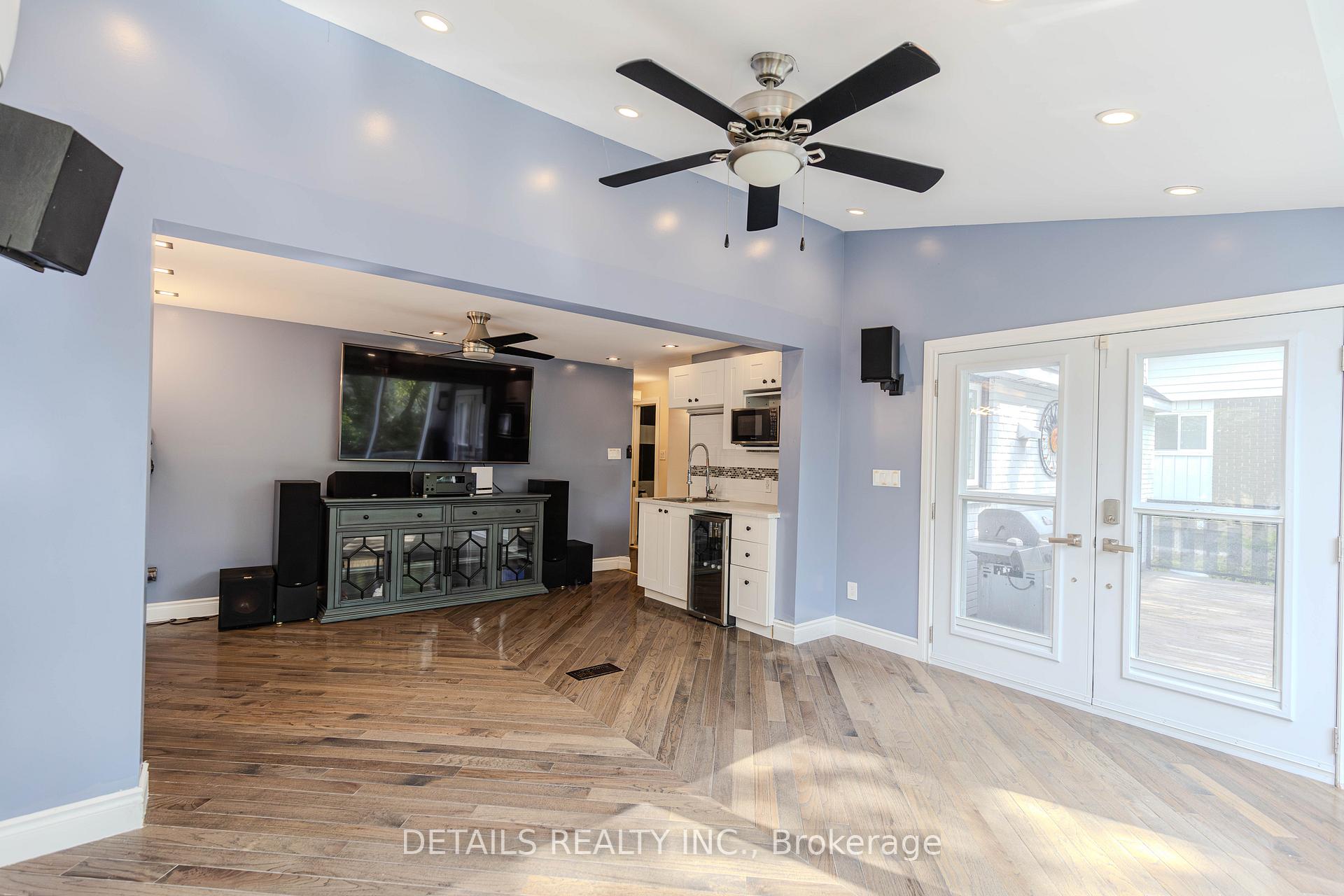 Photo 18 of 20 Trillium Avenue E, Ottawa, City View/Skyline/Fisher Heights/Parkwood Hills — HOMEH