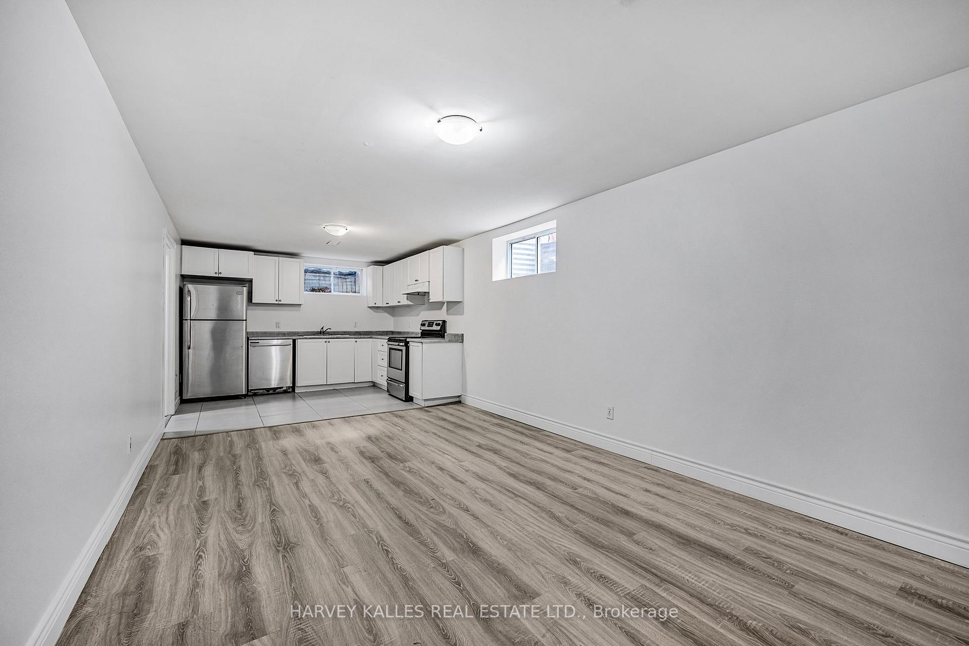 Photo 20 of 380 Leacock Drive, Barrie, Letitia Heights — HOMEH