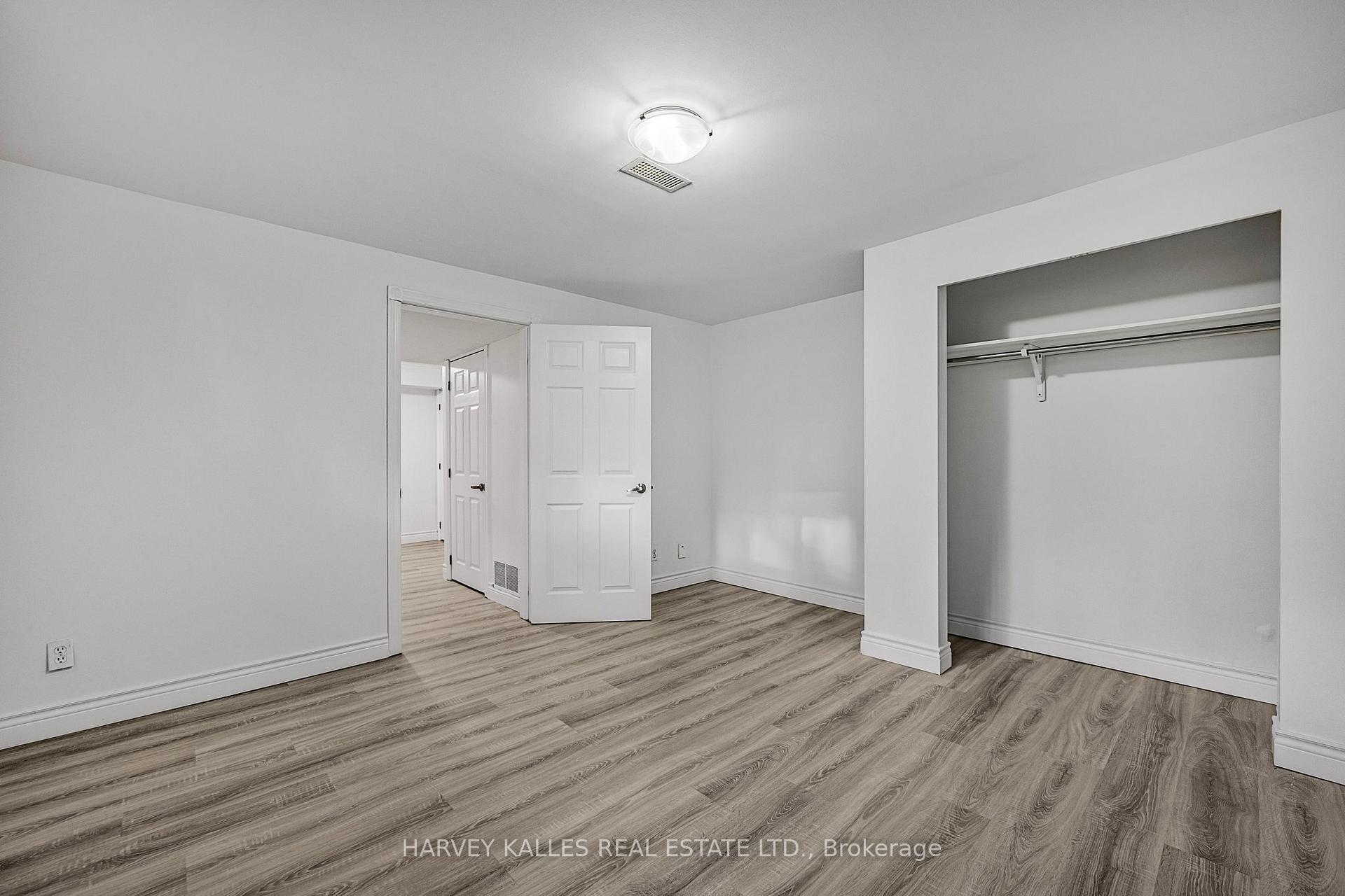 Photo 22 of 380 Leacock Drive, Barrie, Letitia Heights — HOMEH