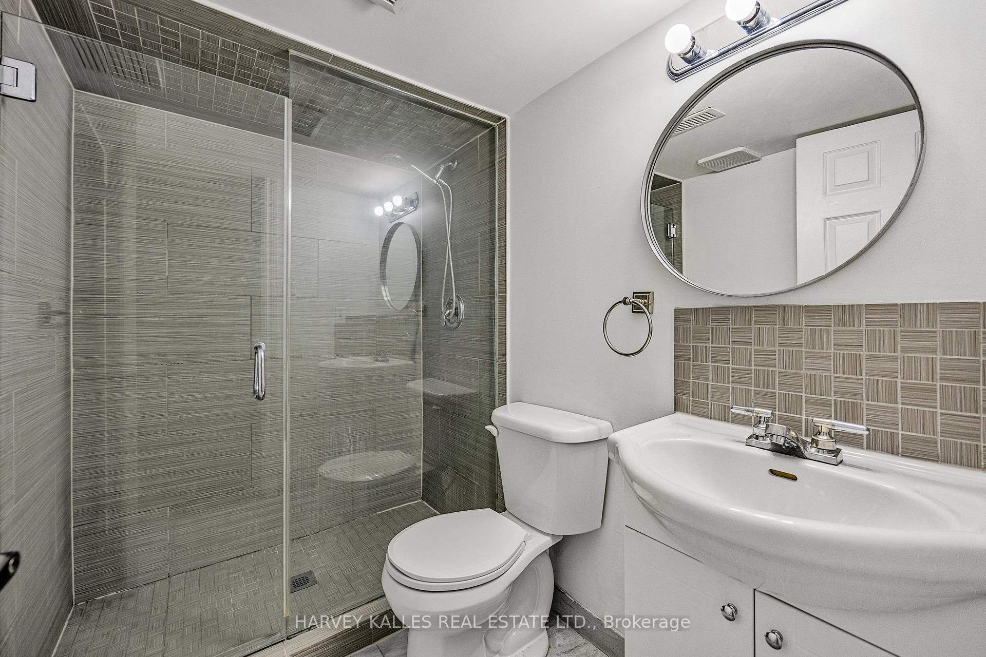 Photo 25 of 380 Leacock Drive, Barrie, Letitia Heights — HOMEH
