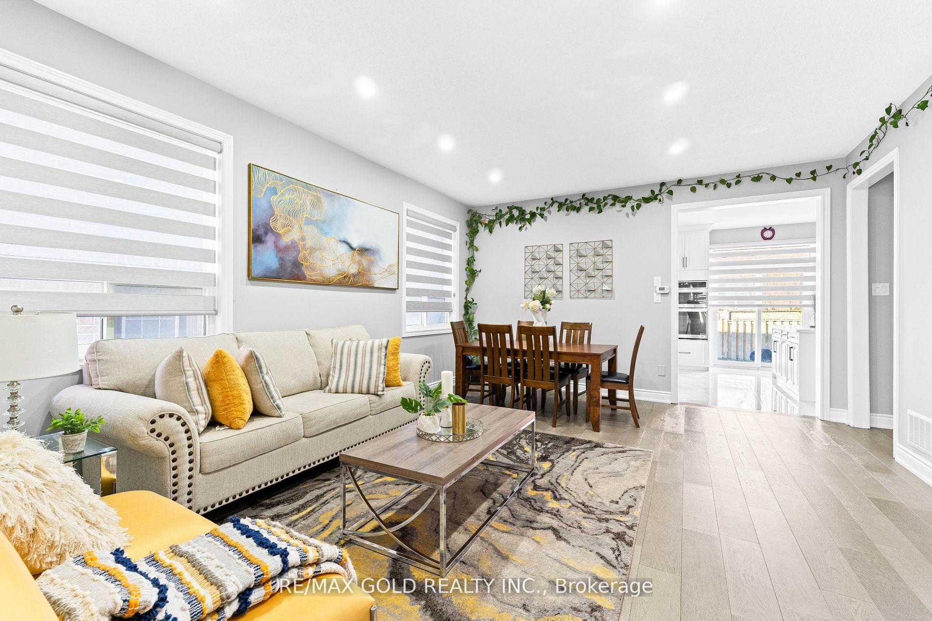 Photo 7 of 34 Ocean Ridge Drive, Brampton, Sandringham-Wellington — HOMEH
