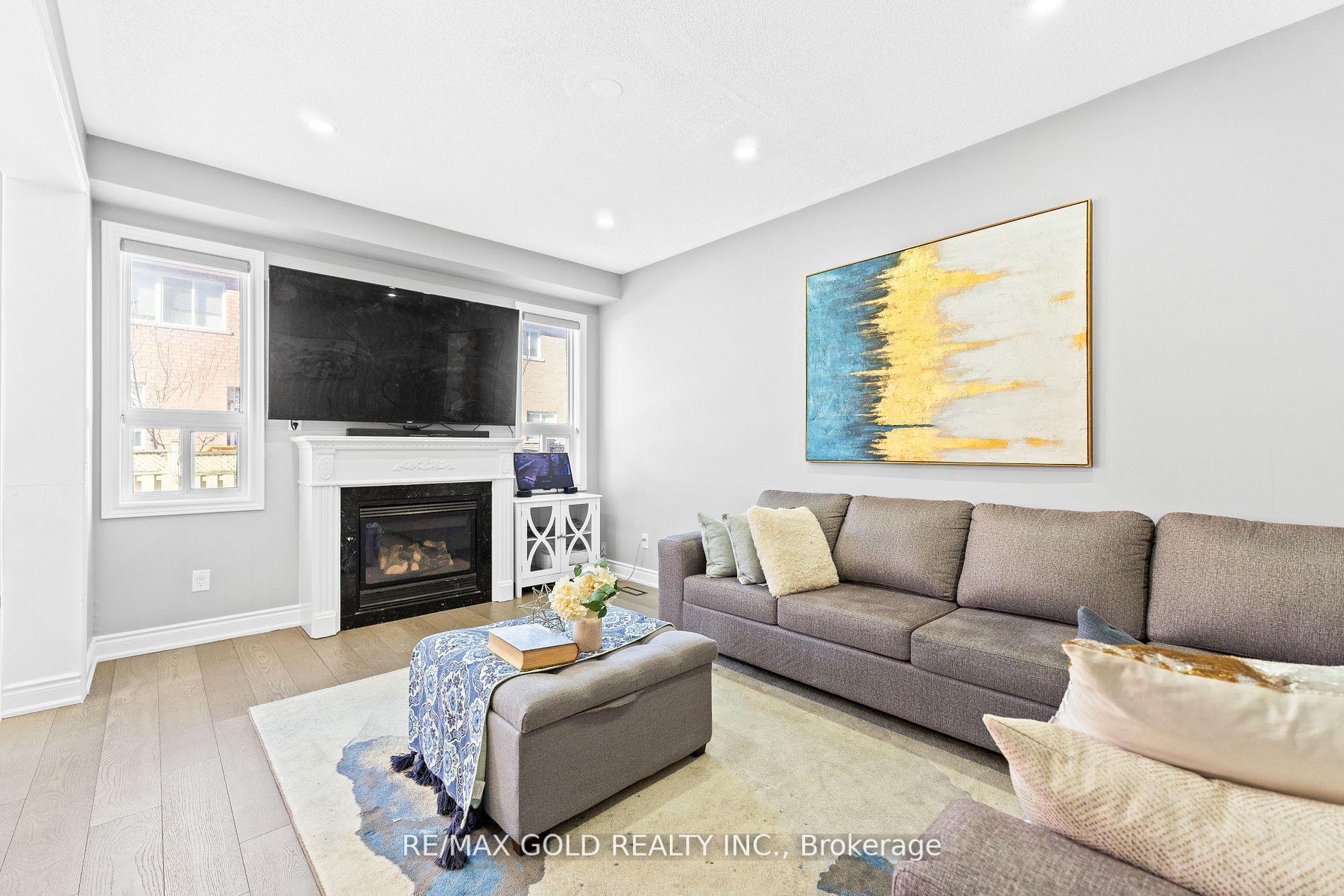 Photo 15 of 34 Ocean Ridge Drive, Brampton, Sandringham-Wellington — HOMEH
