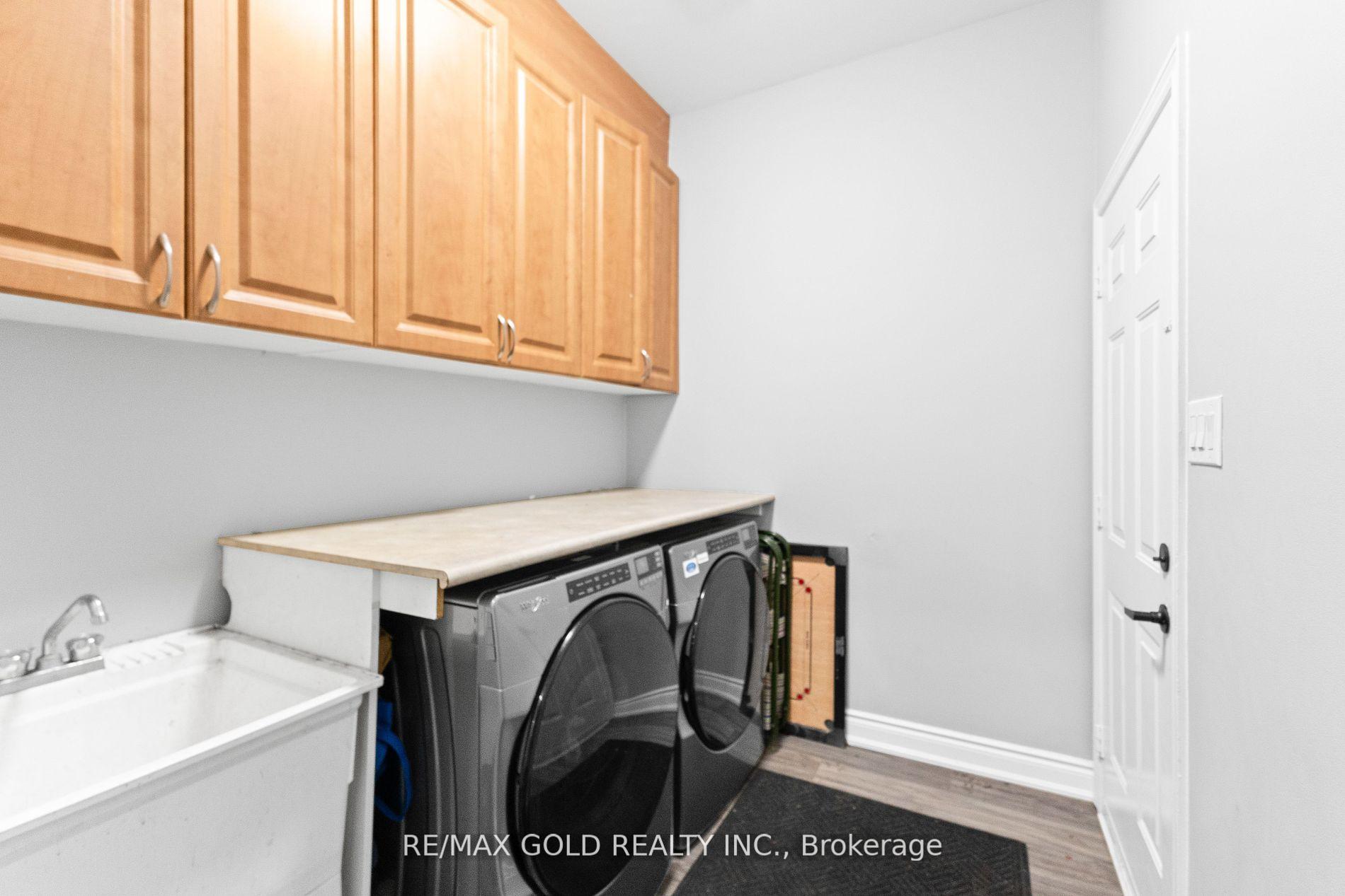 Photo 17 of 34 Ocean Ridge Drive, Brampton, Sandringham-Wellington — HOMEH