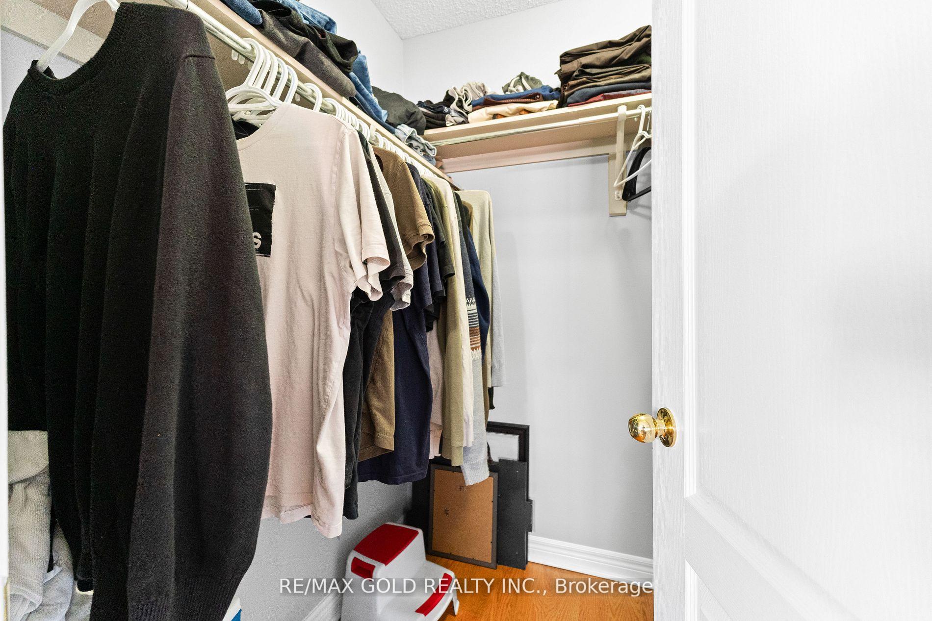 Photo 28 of 34 Ocean Ridge Drive, Brampton, Sandringham-Wellington — HOMEH